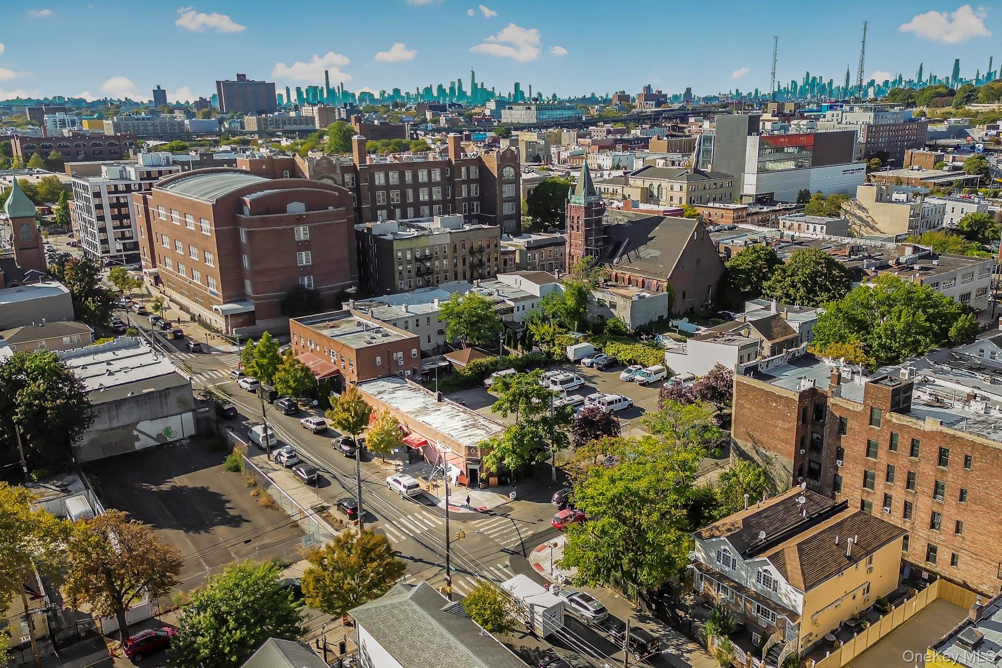 #6 photo, 425 Glenmore Avenue, ブルックリン区 Brooklyn , NY 11207