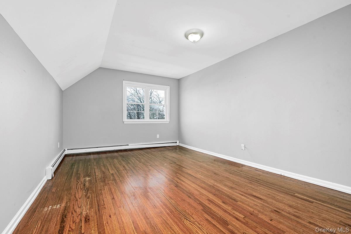 #10 photo, 50 Custis Avenue, White Plains , NY 10603