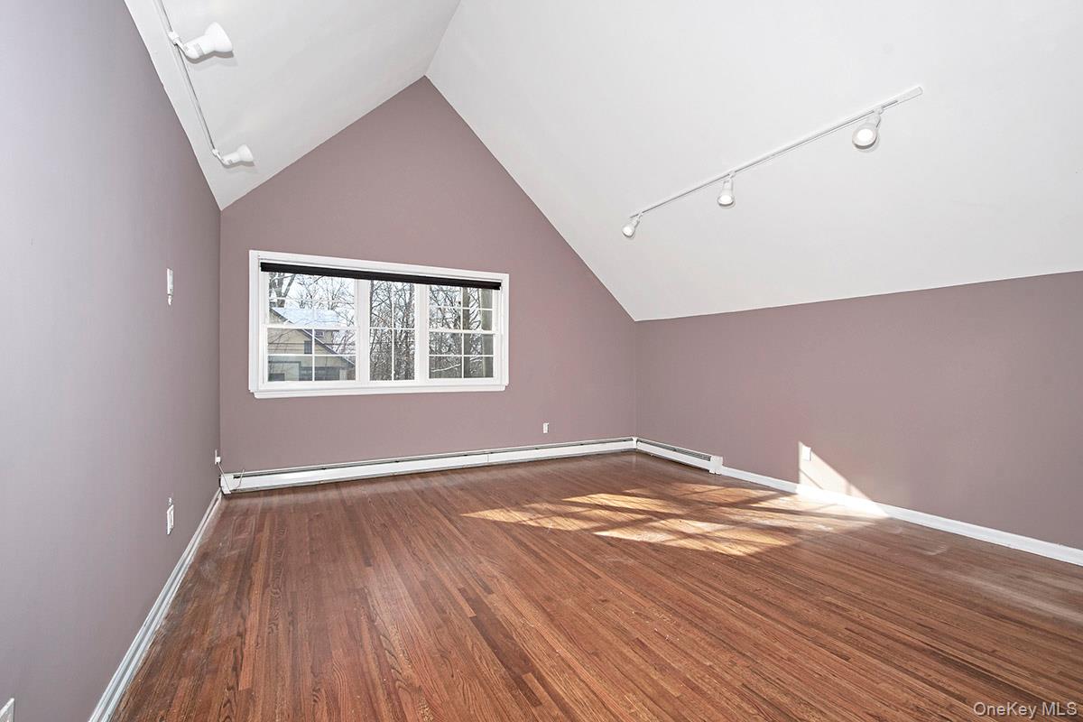 #2 photo, 50 Custis Avenue, White Plains , NY 10603