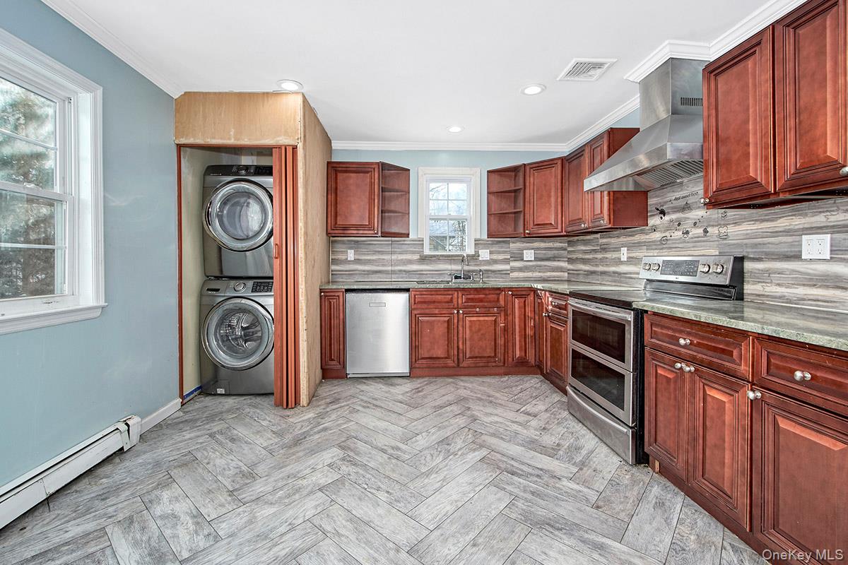 #5 photo, 50 Custis Avenue, White Plains , NY 10603