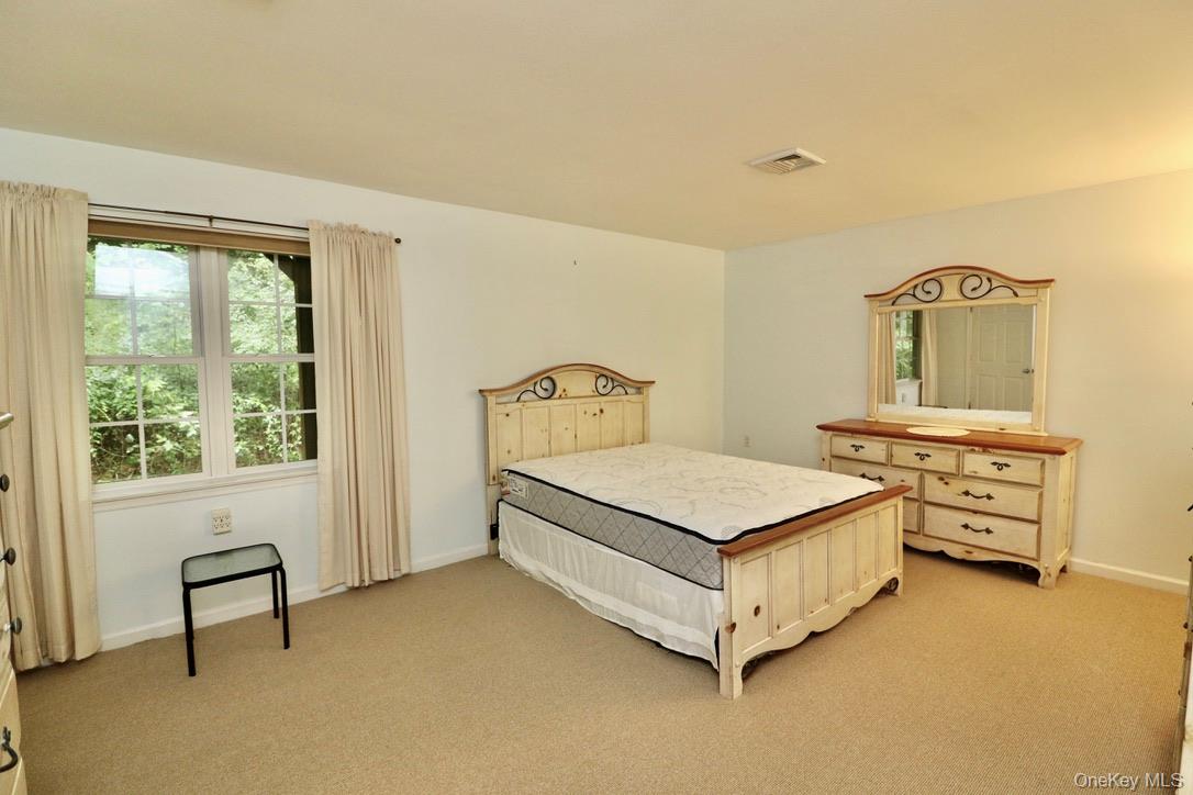 #15 photo, 29 Lamplight Street, Beacon , NY 12508