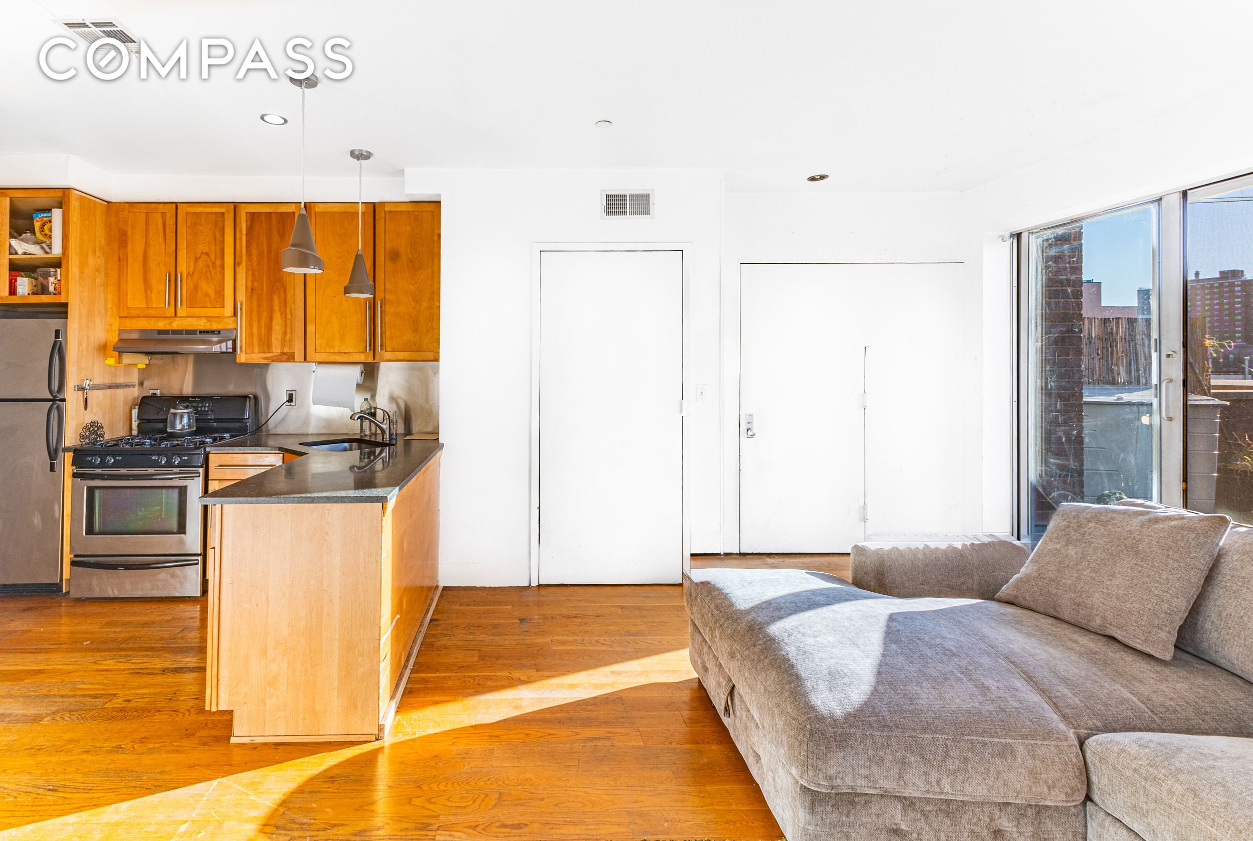 #4 photo, 195 Spencer Street, ブルックリン区 Bedford-Stuyvesant , NY 11205