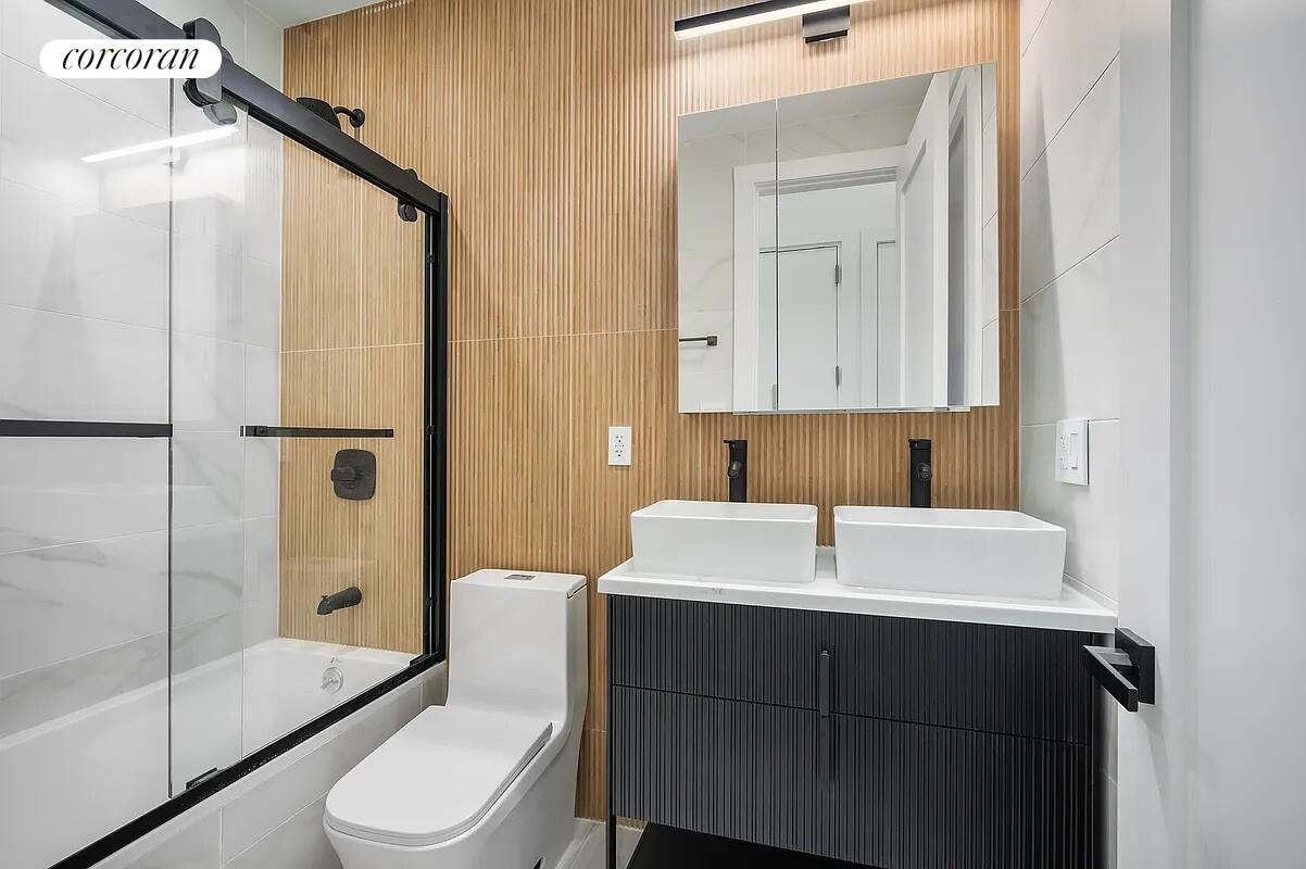 #6 photo, Brooklyn, East Williamsburg , NY 11206