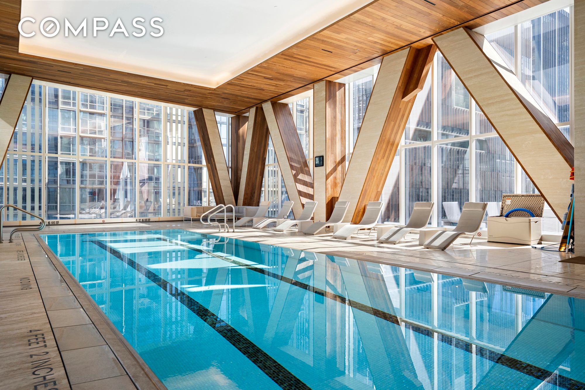 #18 photo, 1 W End Avenue, マンハッタン Upper West Side , NY 10023