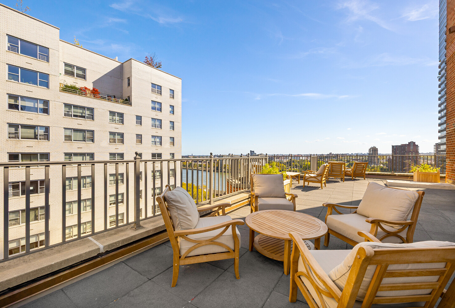 #8 photo, 520 E 76TH Street, マンハッタン Lenox Hill , NY 10021