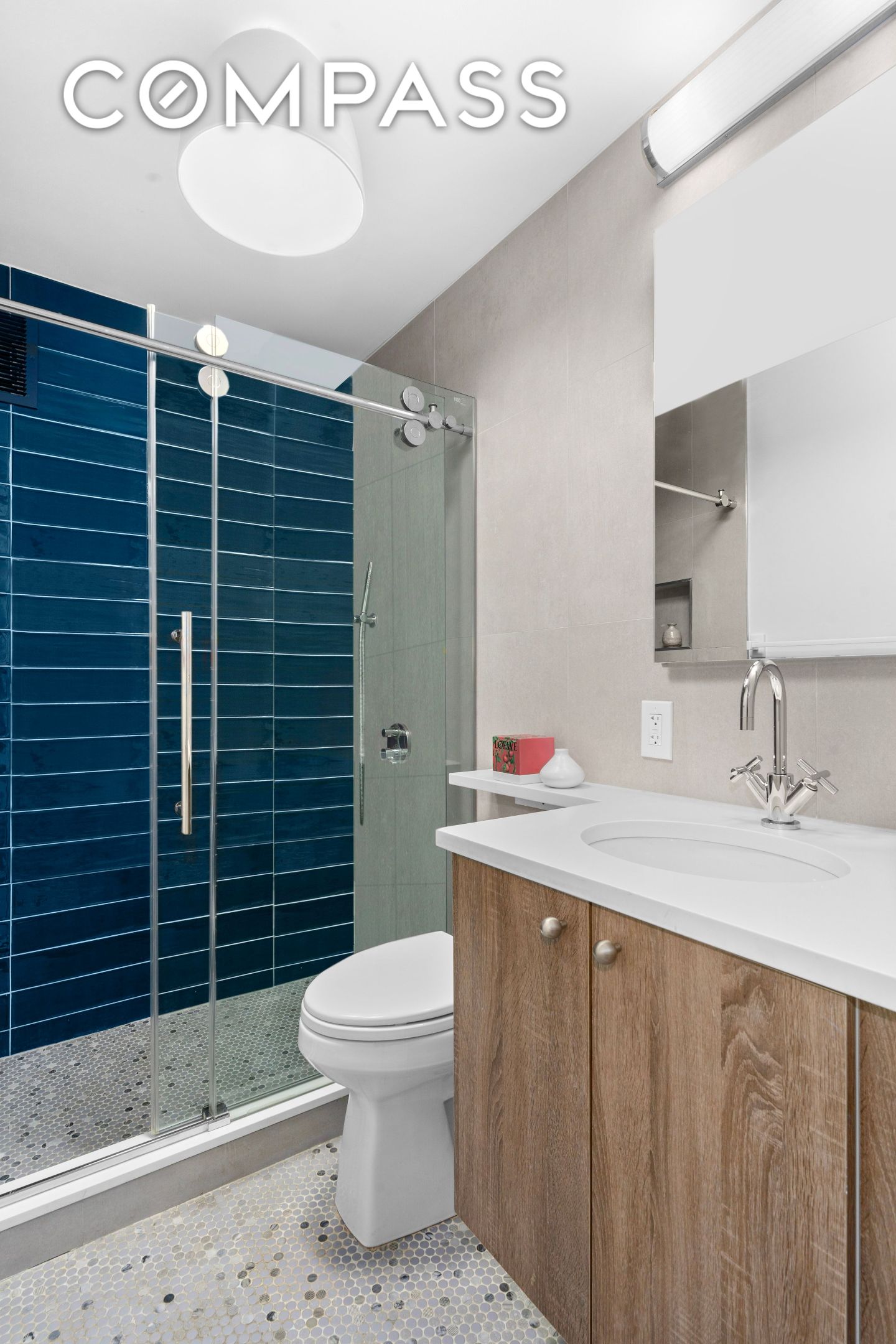 #7 photo, 200 E 16th Street, Gramercy , NY 10003