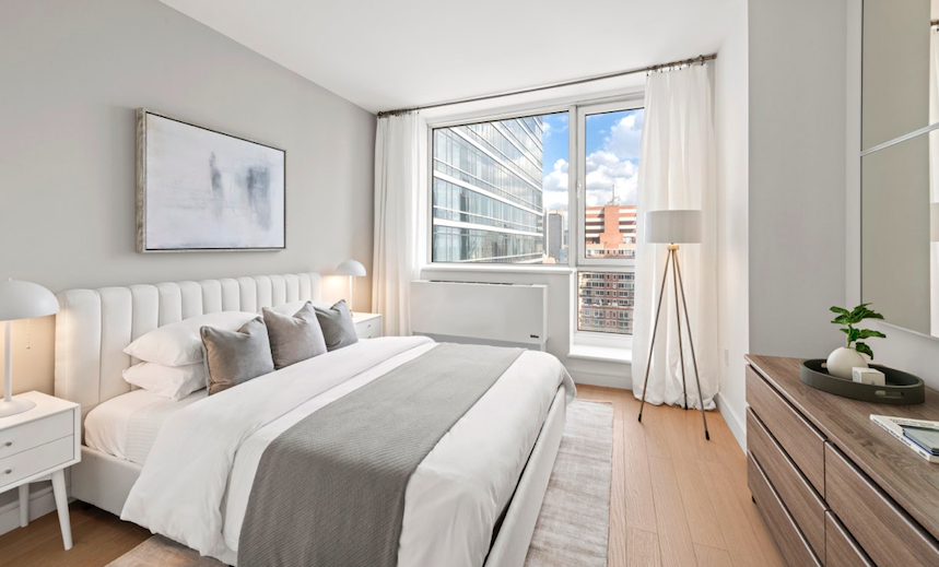 #10 photo, 635 W 42ND Street, マンハッタン Hells Kitchen , NY 10036