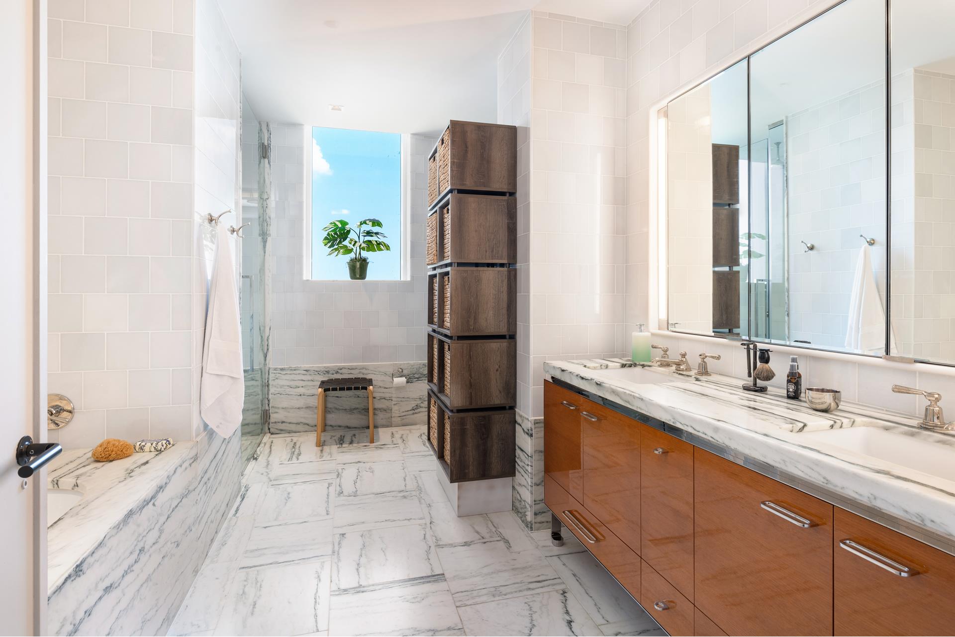 #11 photo, 45 E 22ND Street, Flatiron , NY 10010