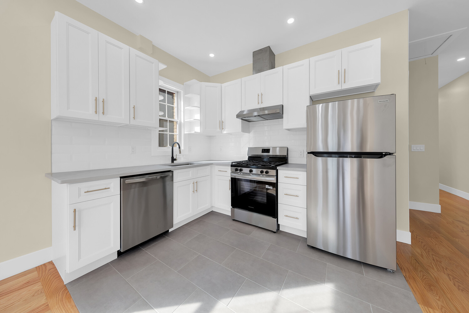 #1 photo, 334 E 8TH Street, Kensington , NY 11218