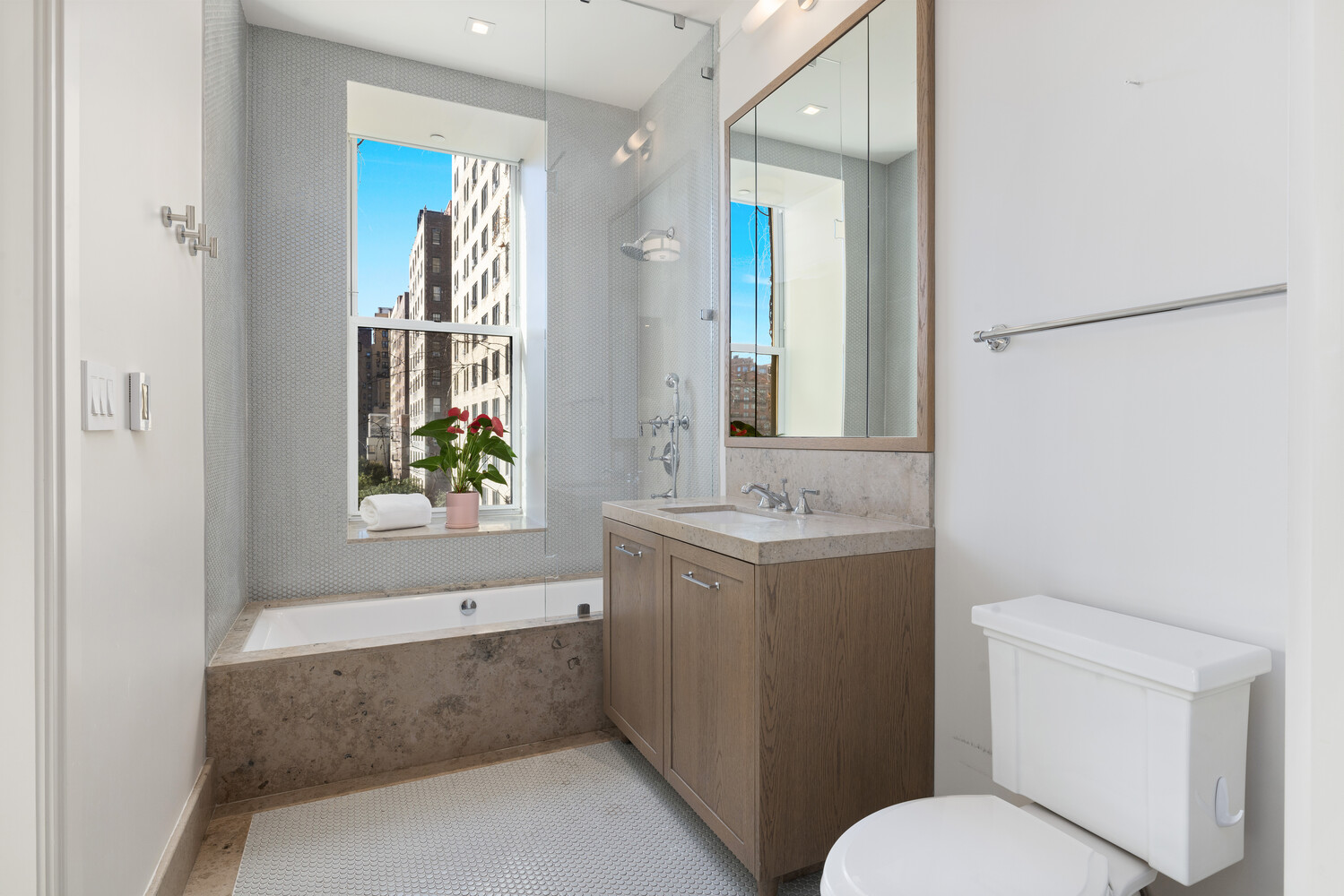 #14 photo, 101 W 78TH Street, マンハッタン Upper West Side , NY 10024