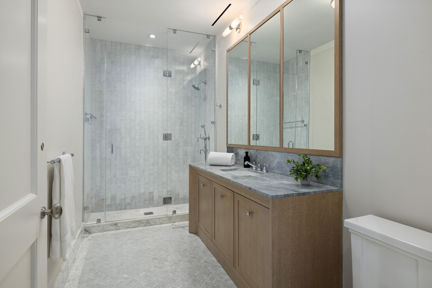 #16 photo, 101 W 78TH Street, マンハッタン Upper West Side , NY 10024