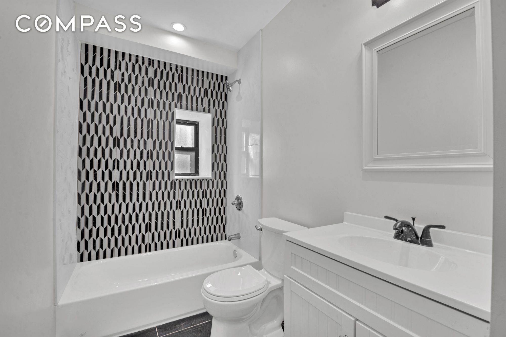 #10 photo, Brooklyn, Bedford-Stuyvesant , NY 11233