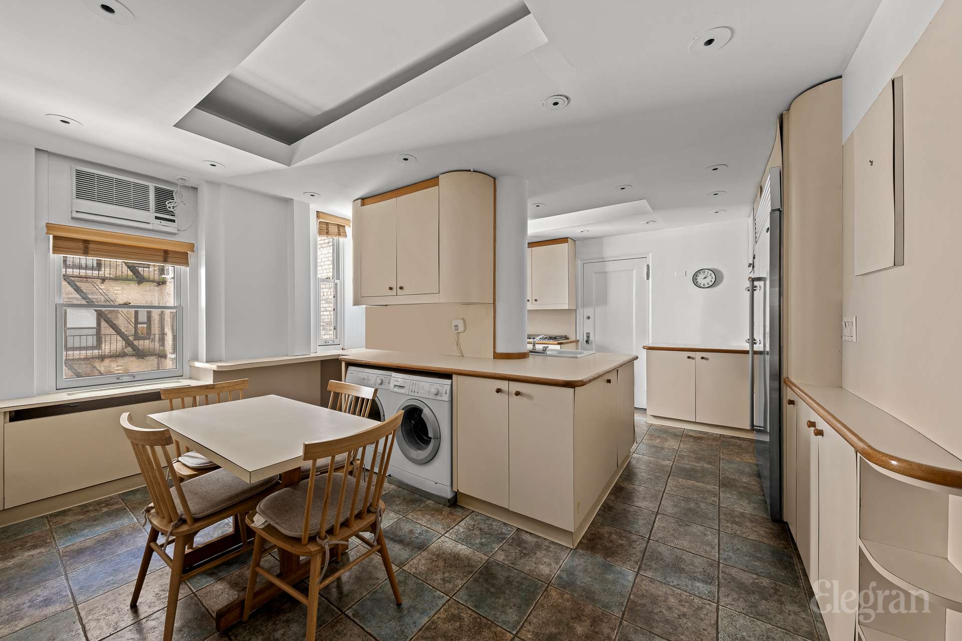 #10 photo, 175 Riverside Drive, マンハッタン Upper West Side , NY 10024