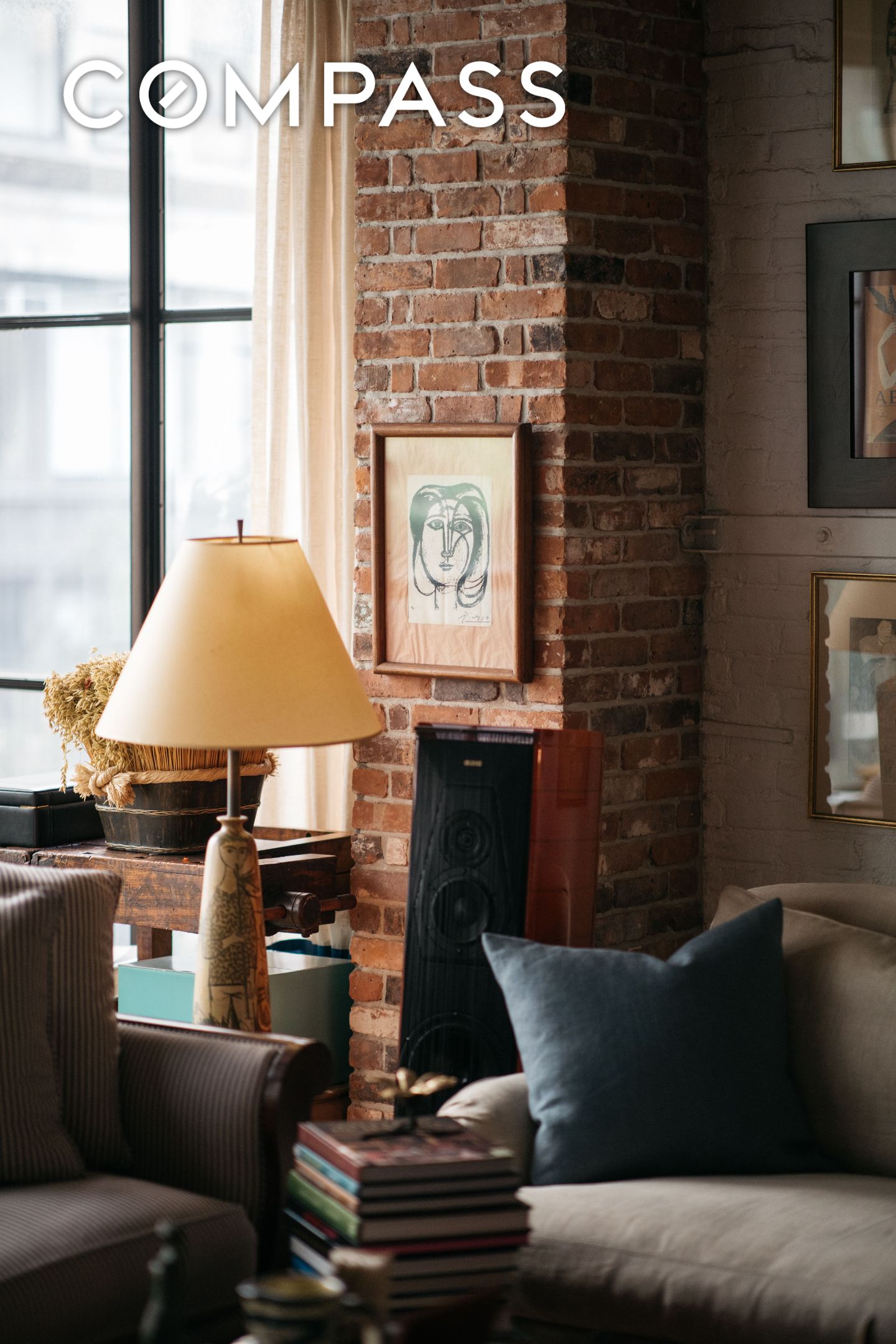 #18 photo, 10 E 22nd Street, Flatiron , NY 10010