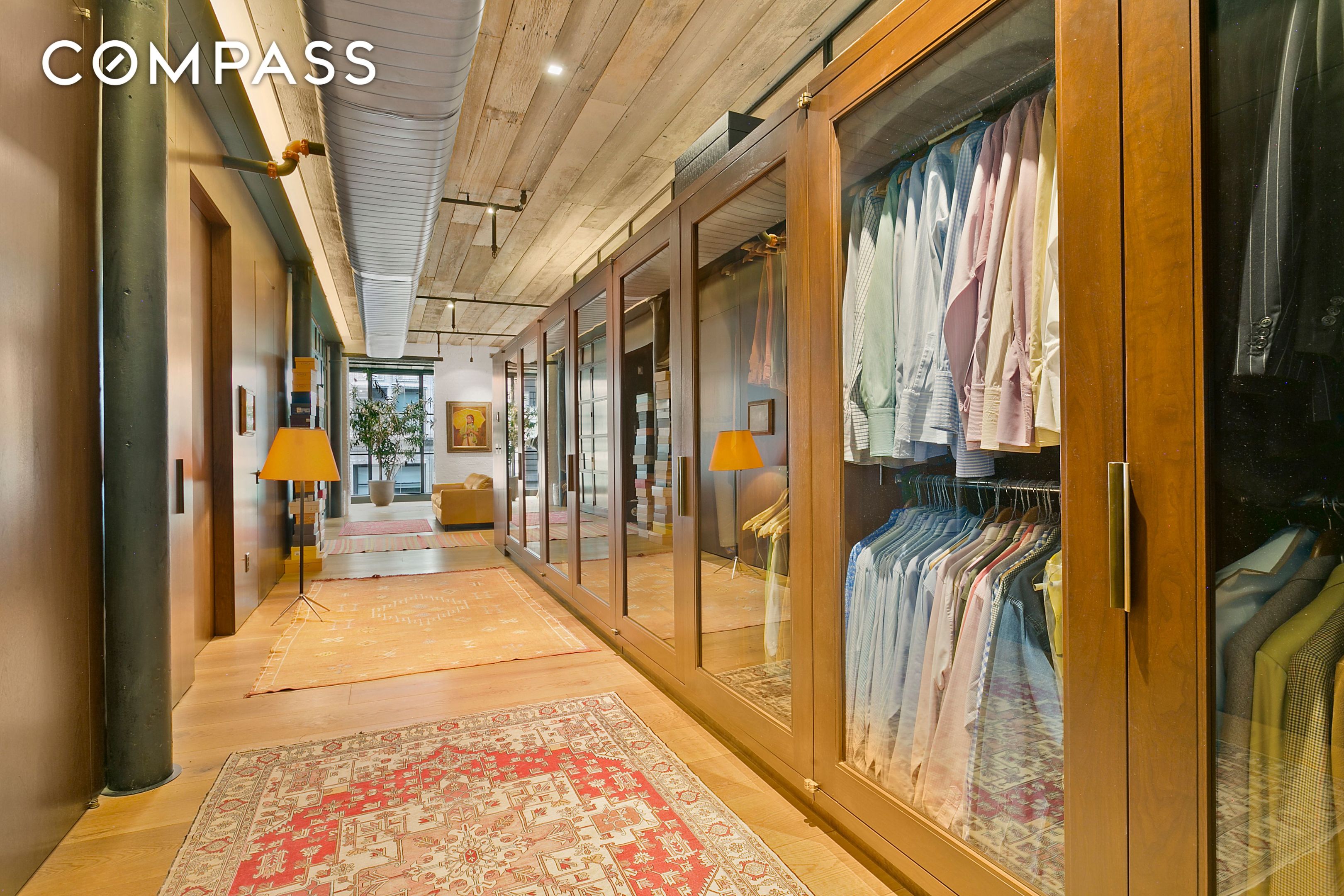 #20 photo, 10 E 22nd Street, Flatiron , NY 10010