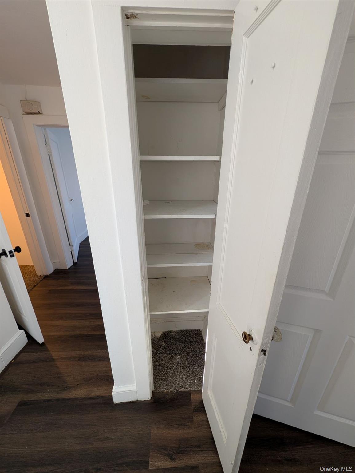 #10 photo, 392 Conklin Street, Farmingdale , NY 11735