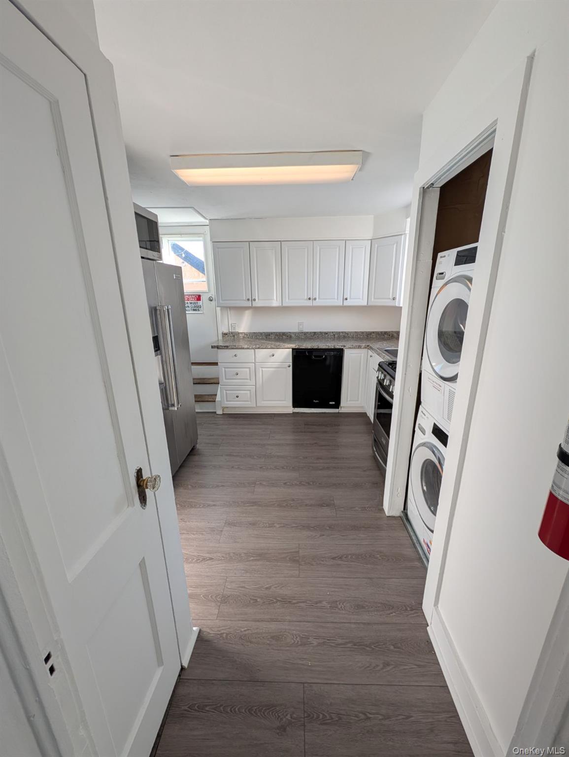 #3 photo, 392 Conklin Street, Farmingdale , NY 11735