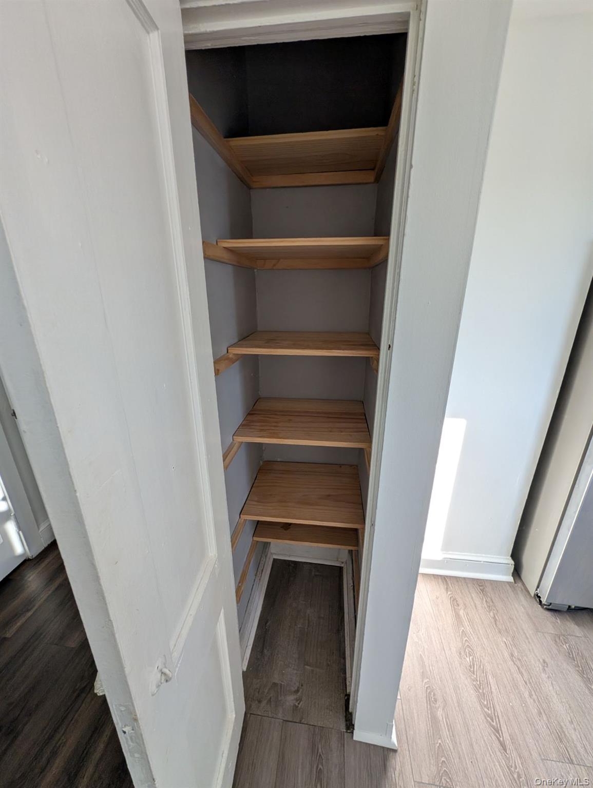 #4 photo, 392 Conklin Street, Farmingdale , NY 11735