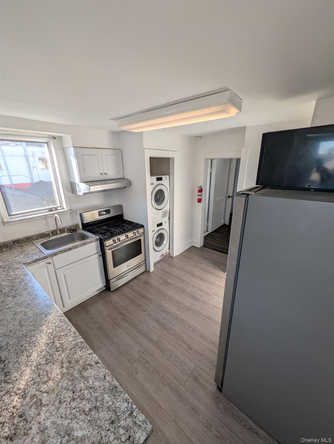 #5 photo, 392 Conklin Street, Farmingdale , NY 11735