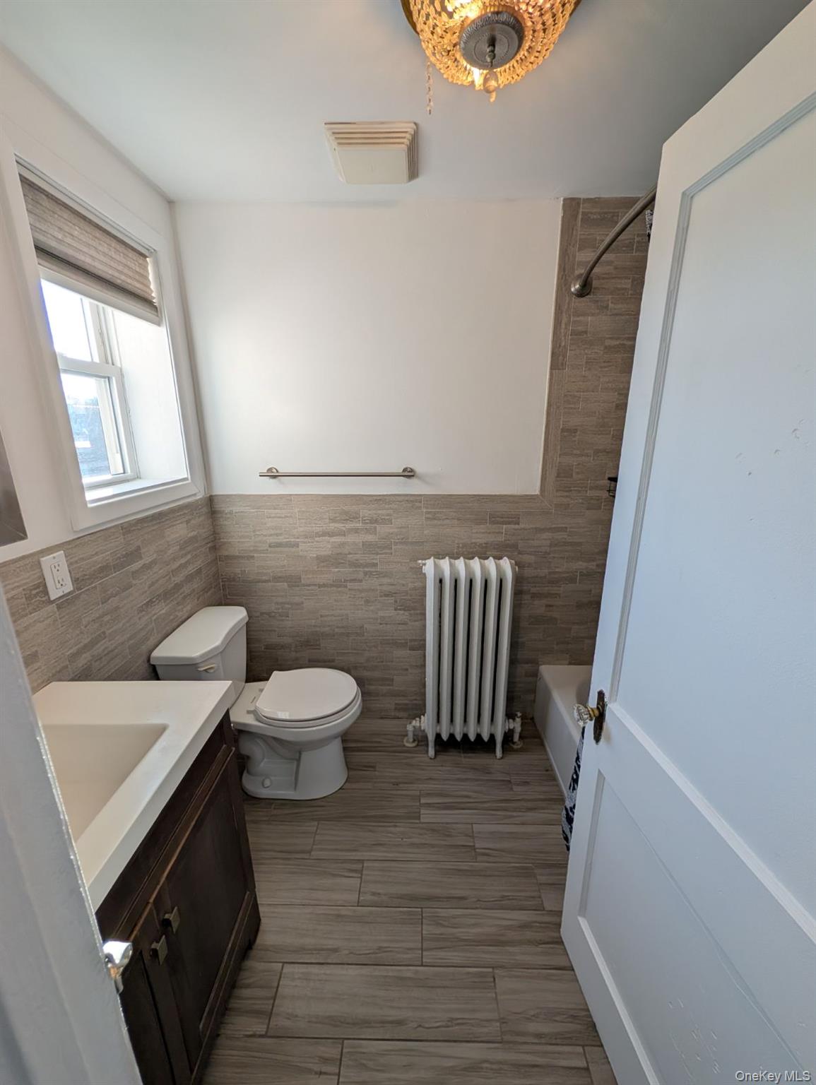 #6 photo, 392 Conklin Street, Farmingdale , NY 11735