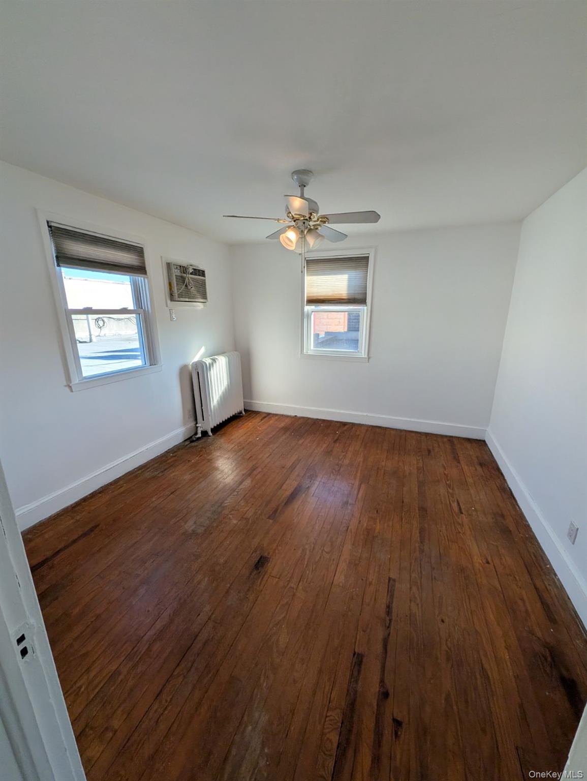 #9 photo, 392 Conklin Street, Farmingdale , NY 11735