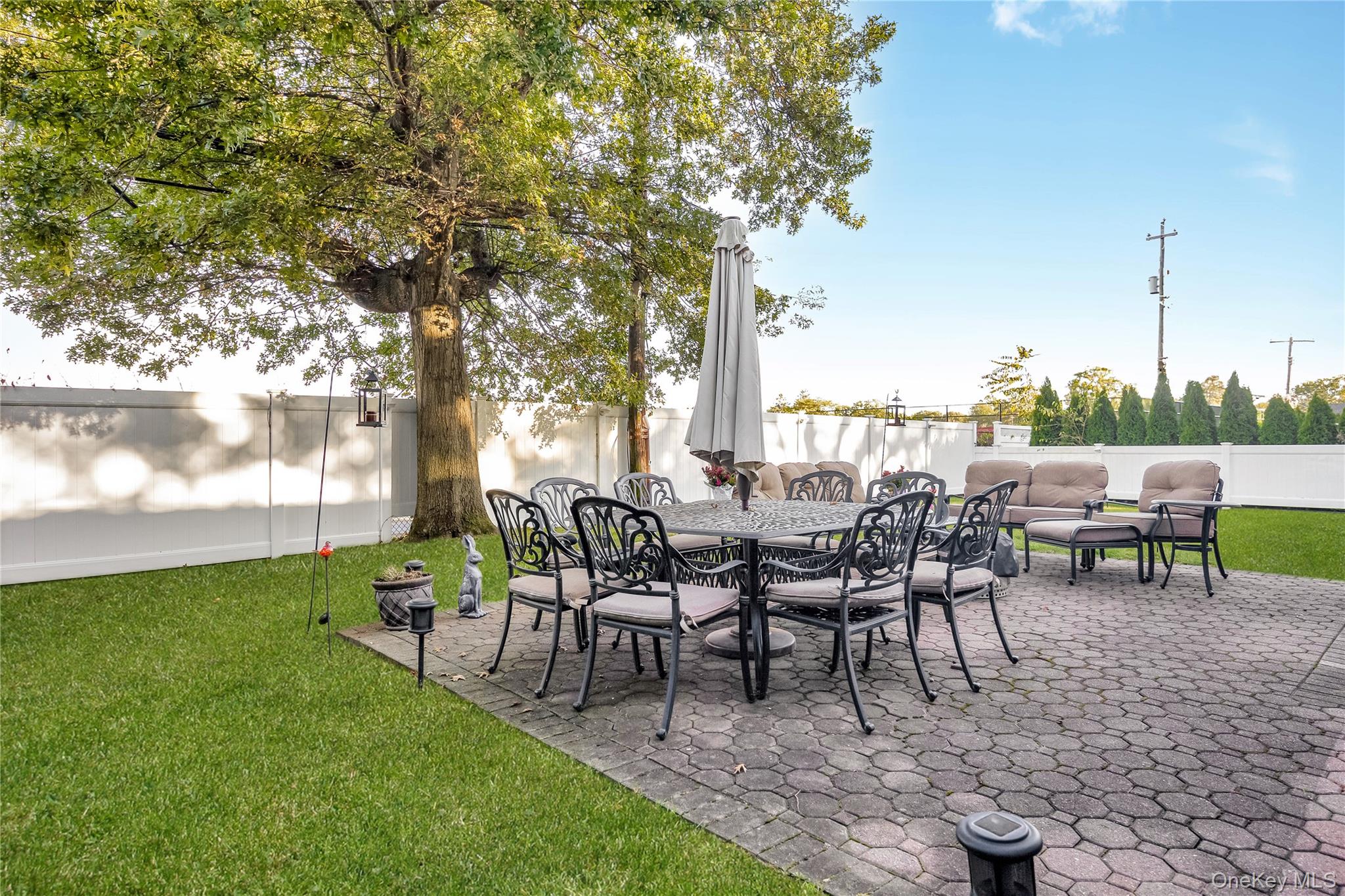 #15 photo, 209 Brompton Road, Garden City , NY 11530