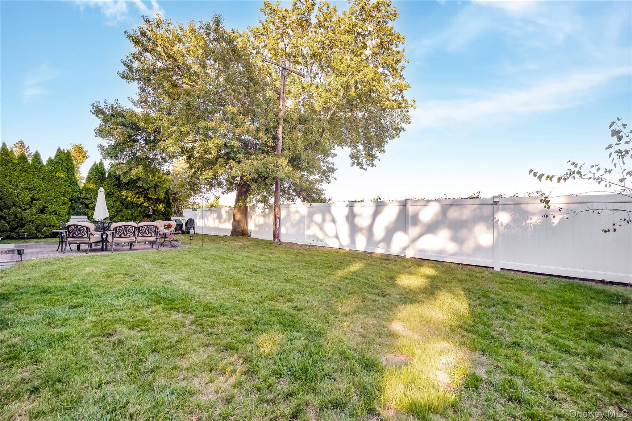 #8 photo, 209 Brompton Road, Garden City , NY 11530