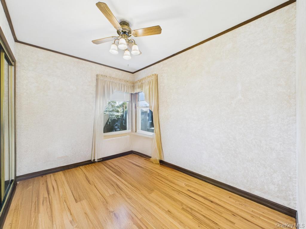 #13 photo, 408 Briarwood Road, Massapequa , NY 11758