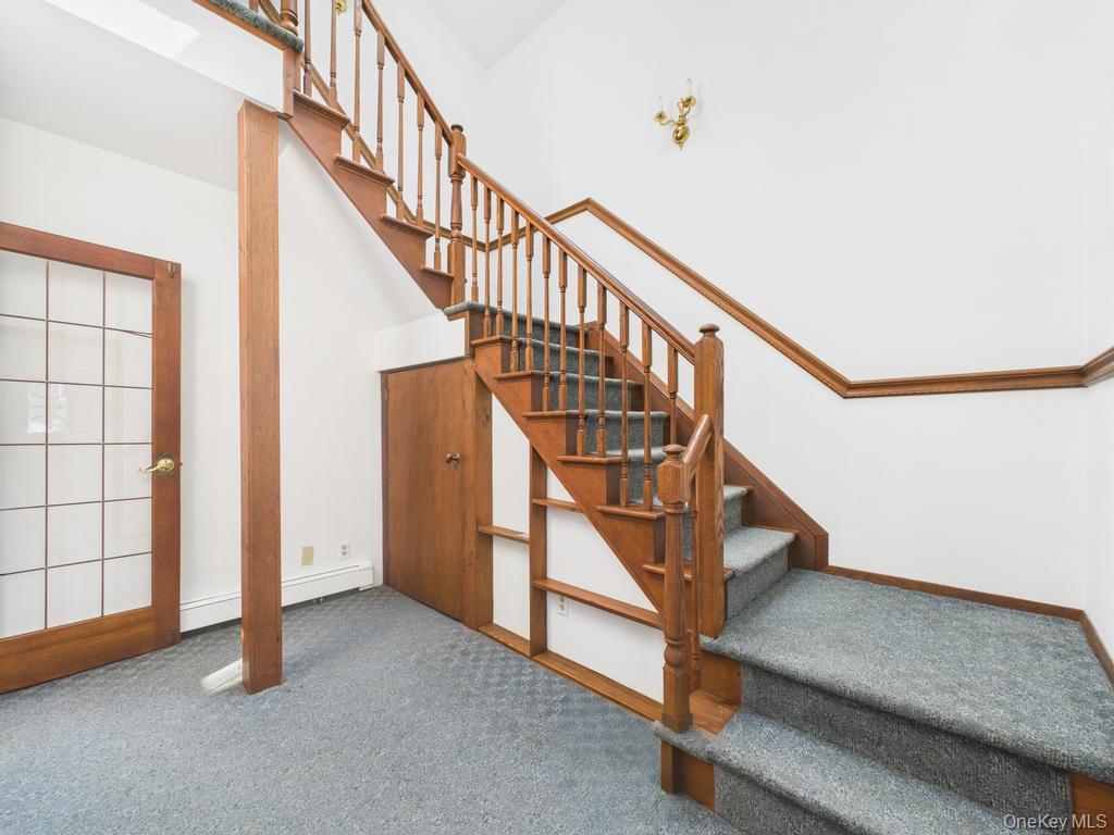 #18 photo, 408 Briarwood Road, Massapequa , NY 11758