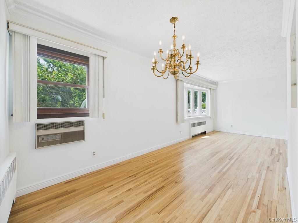 #9 photo, 408 Briarwood Road, Massapequa , NY 11758