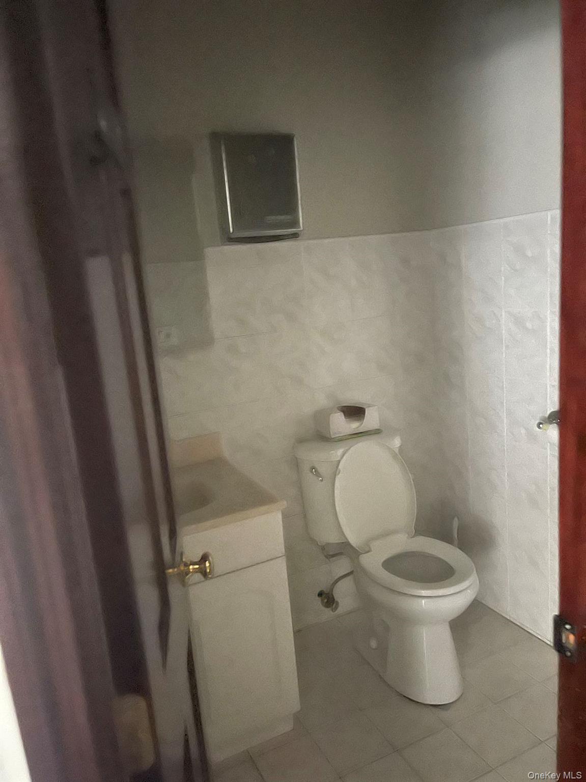 #8 photo, 18-20 130th Street, クイーンズ区 College Point , NY 11356