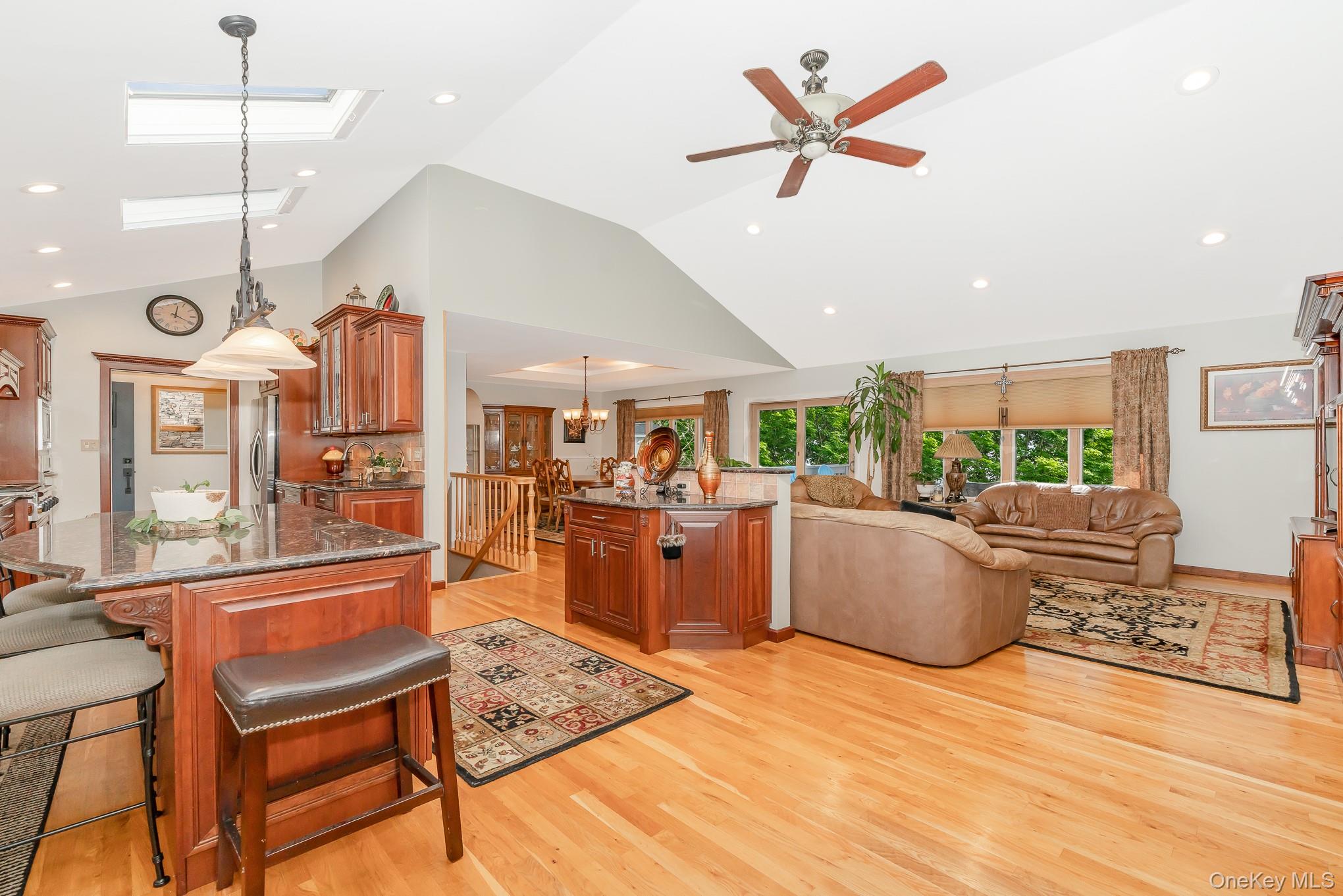 #12 photo, 48 Glenwood Drive, 东长岛 哈帕克 Hauppauge , NY 11788