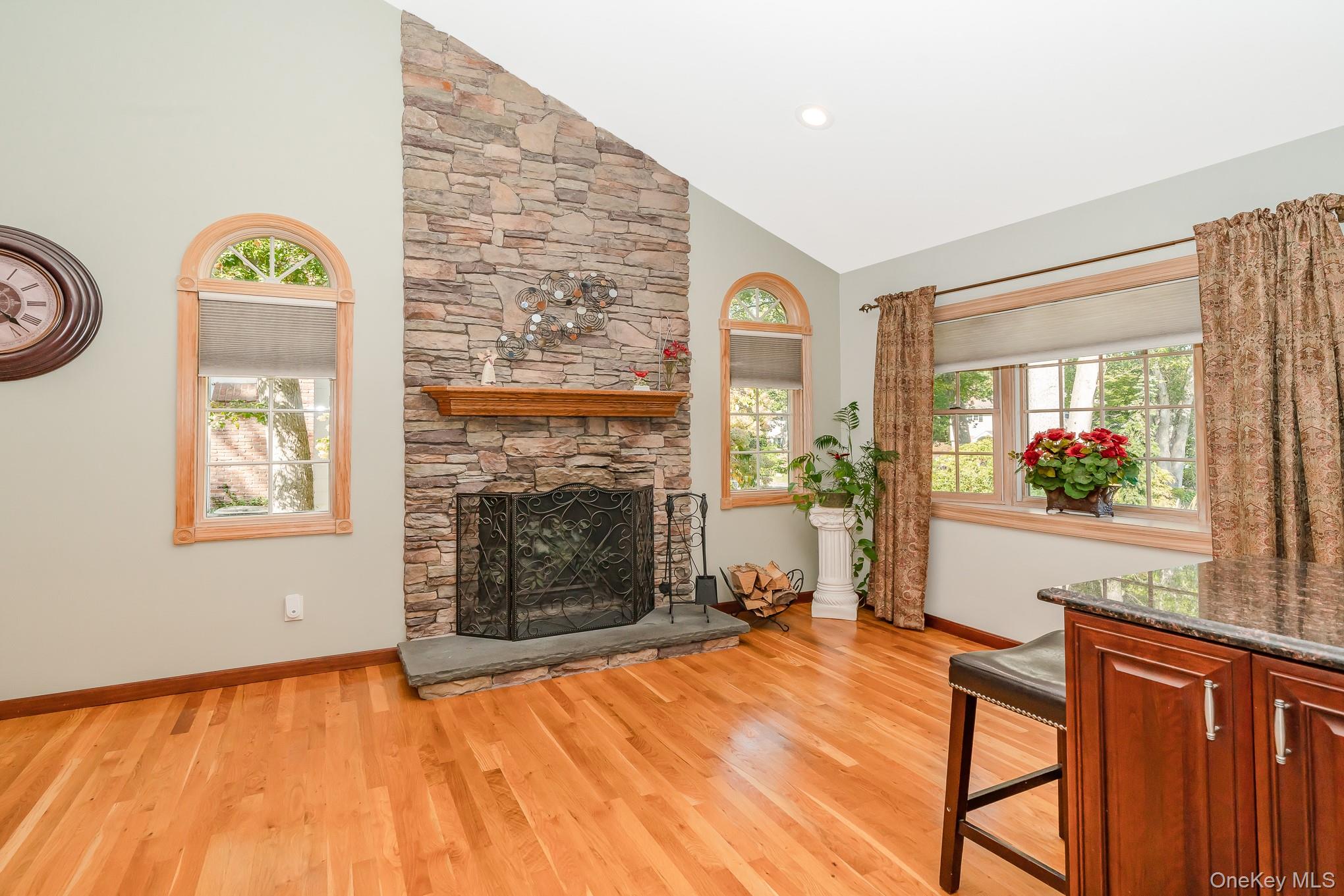 #13 photo, 48 Glenwood Drive, 东长岛 哈帕克 Hauppauge , NY 11788