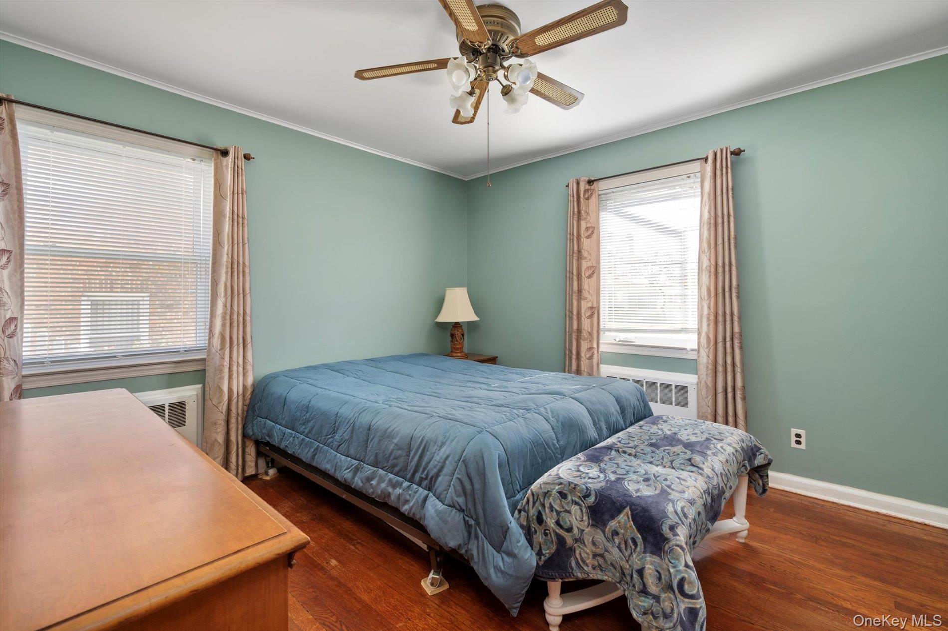 #16 photo, 669 Seaman Avenue, Baldwin , NY 11510