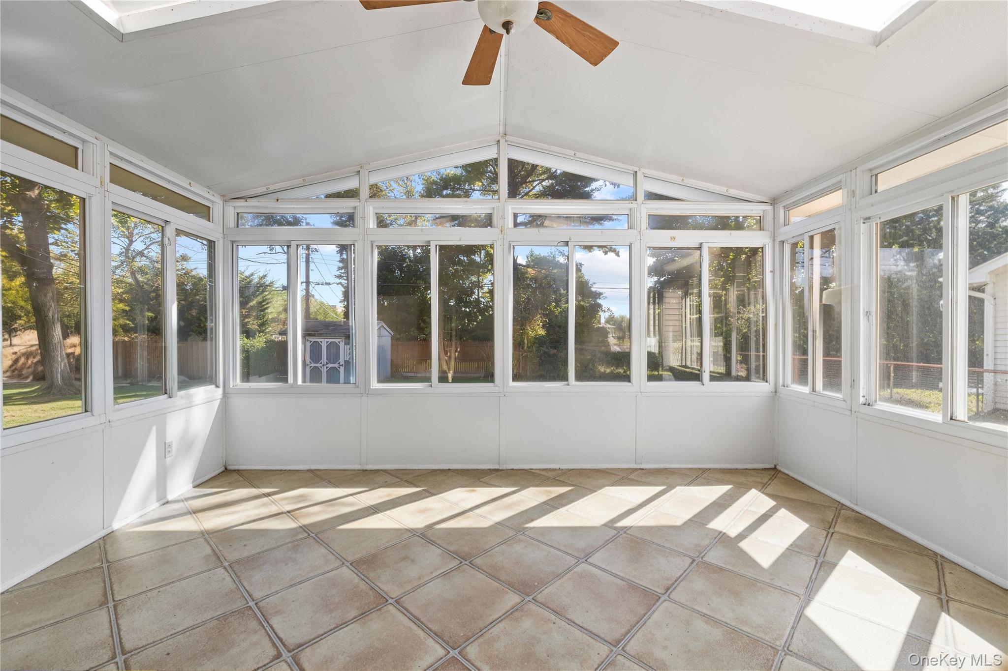 #13 photo, 38 Oxford Road, Old Bethpage , NY 11804