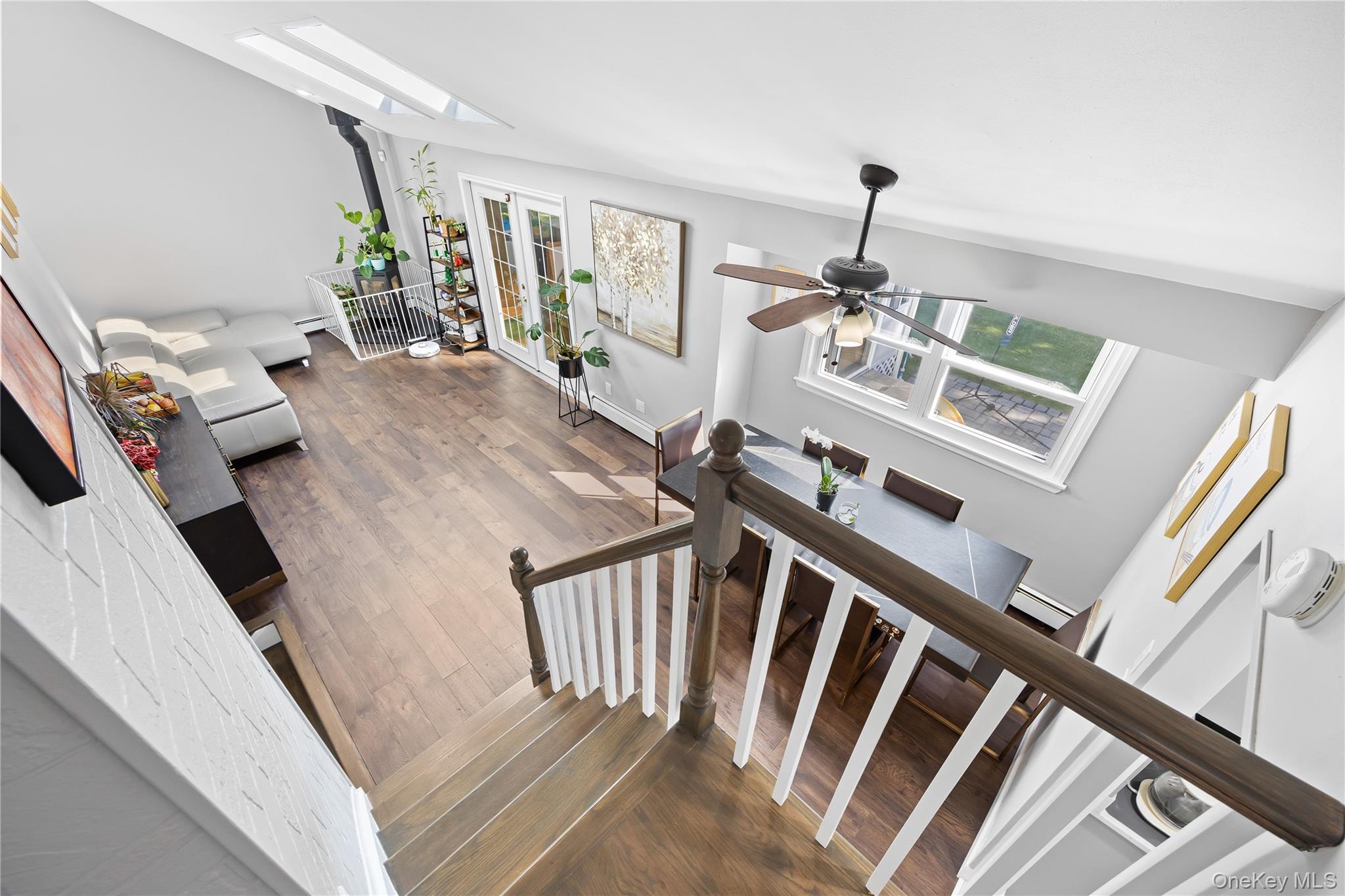 #9 photo, 38 Oxford Road, Old Bethpage , NY 11804