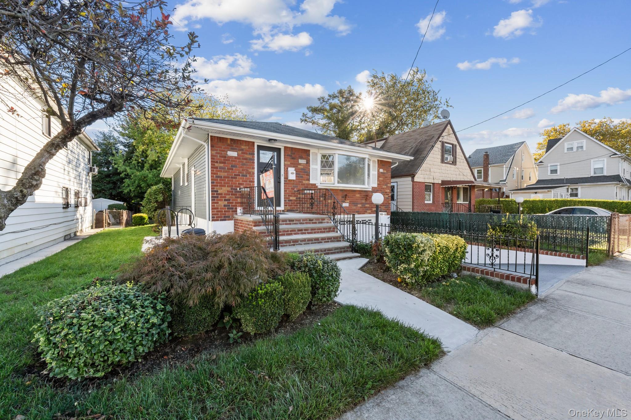 #3 photo, 18918 Tioga Dr, Saint Albans , NY 11412