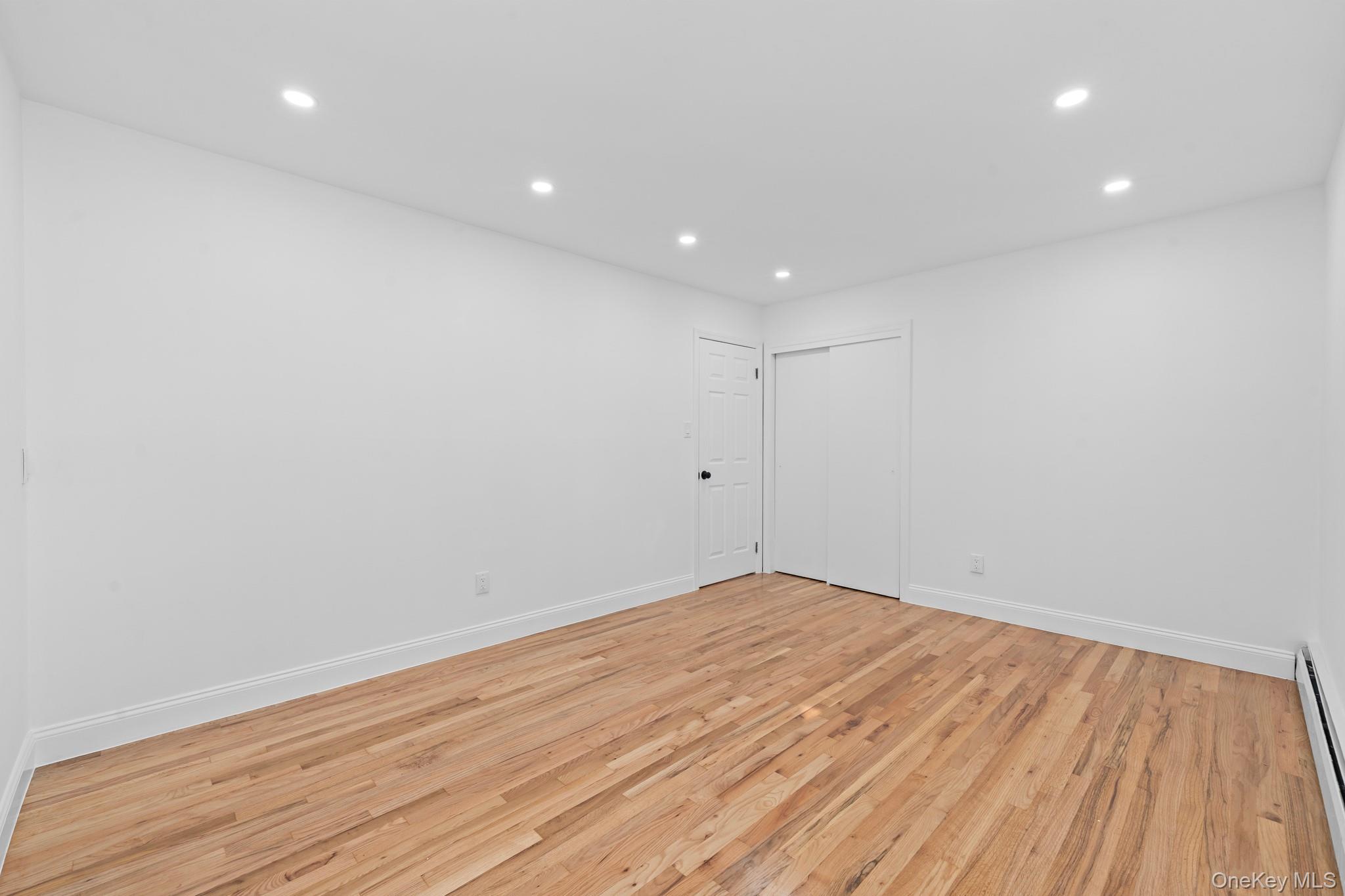 #5 photo, 18918 Tioga Dr, Saint Albans , NY 11412