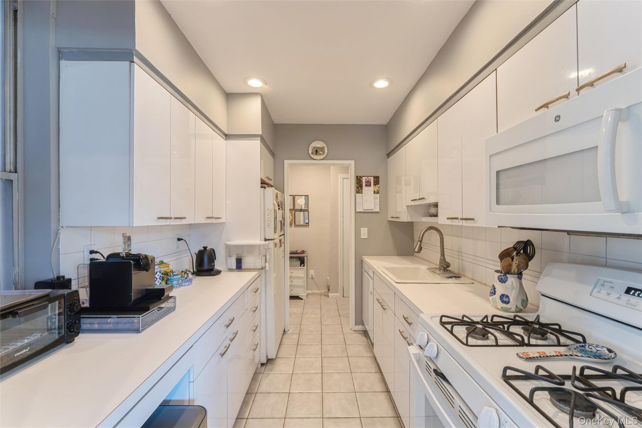 #7 photo, 61 Maine Avenue, ナッソー郡 Rockville Centre , NY 11570