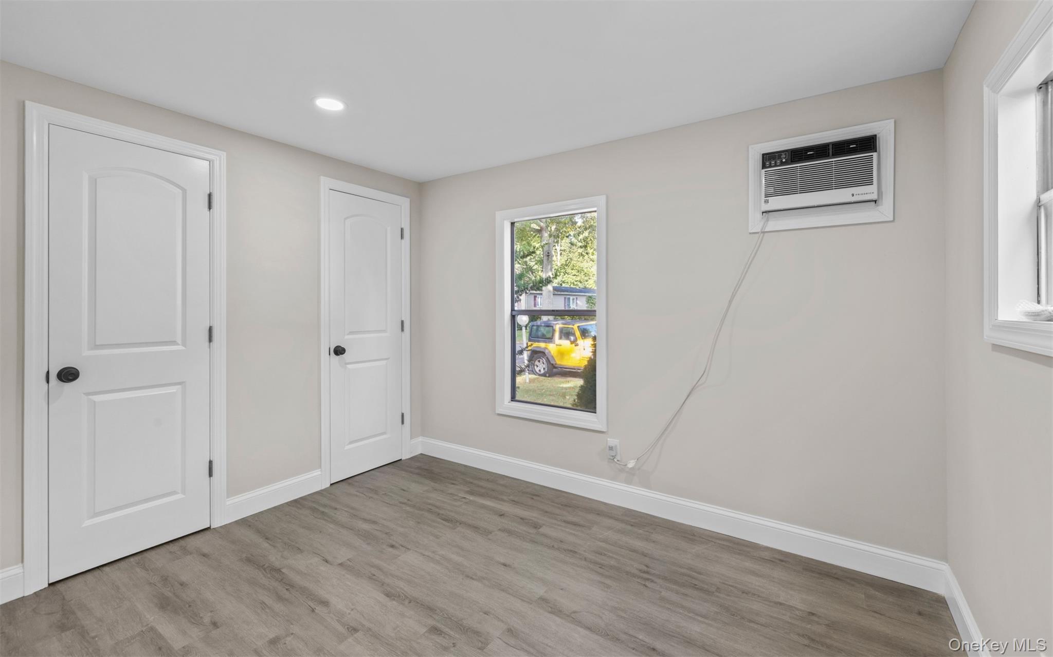 #11 photo, 49B Witt Lane, サフォーク郡 Aquebogue , NY 11931