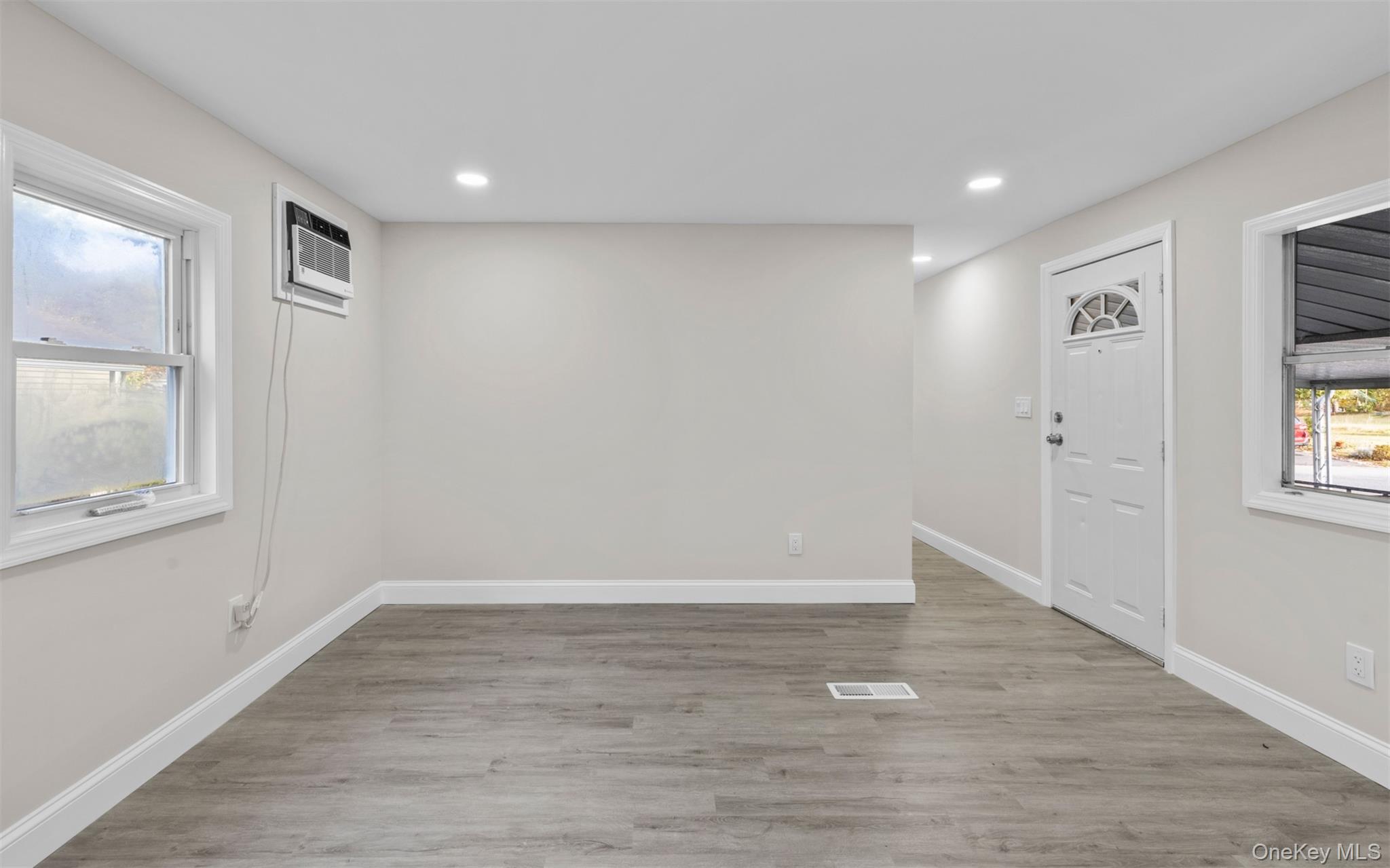 #6 photo, 49B Witt Lane, サフォーク郡 Aquebogue , NY 11931