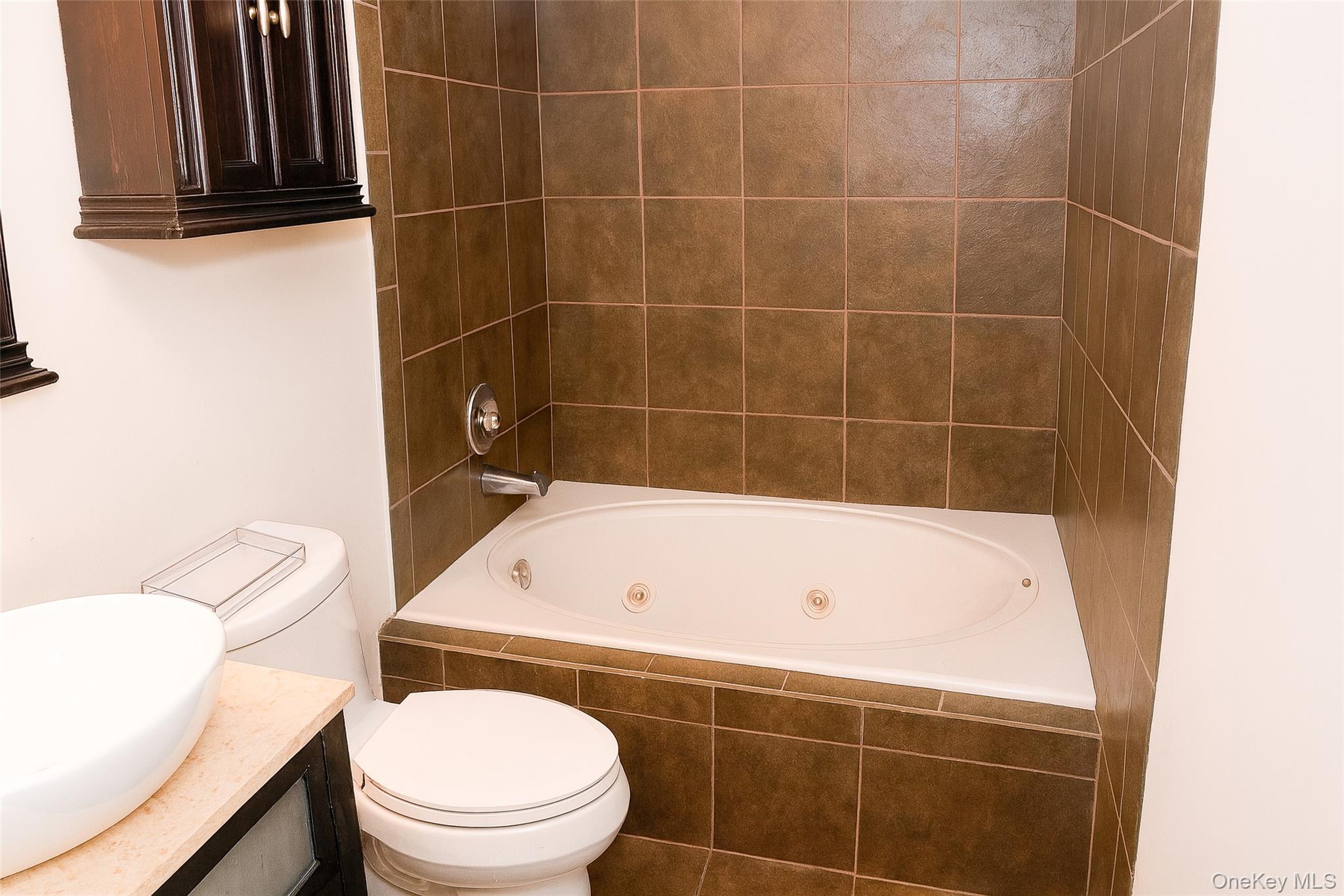 #10 photo, 11 Blazer Drive, Islandia , NY 11749