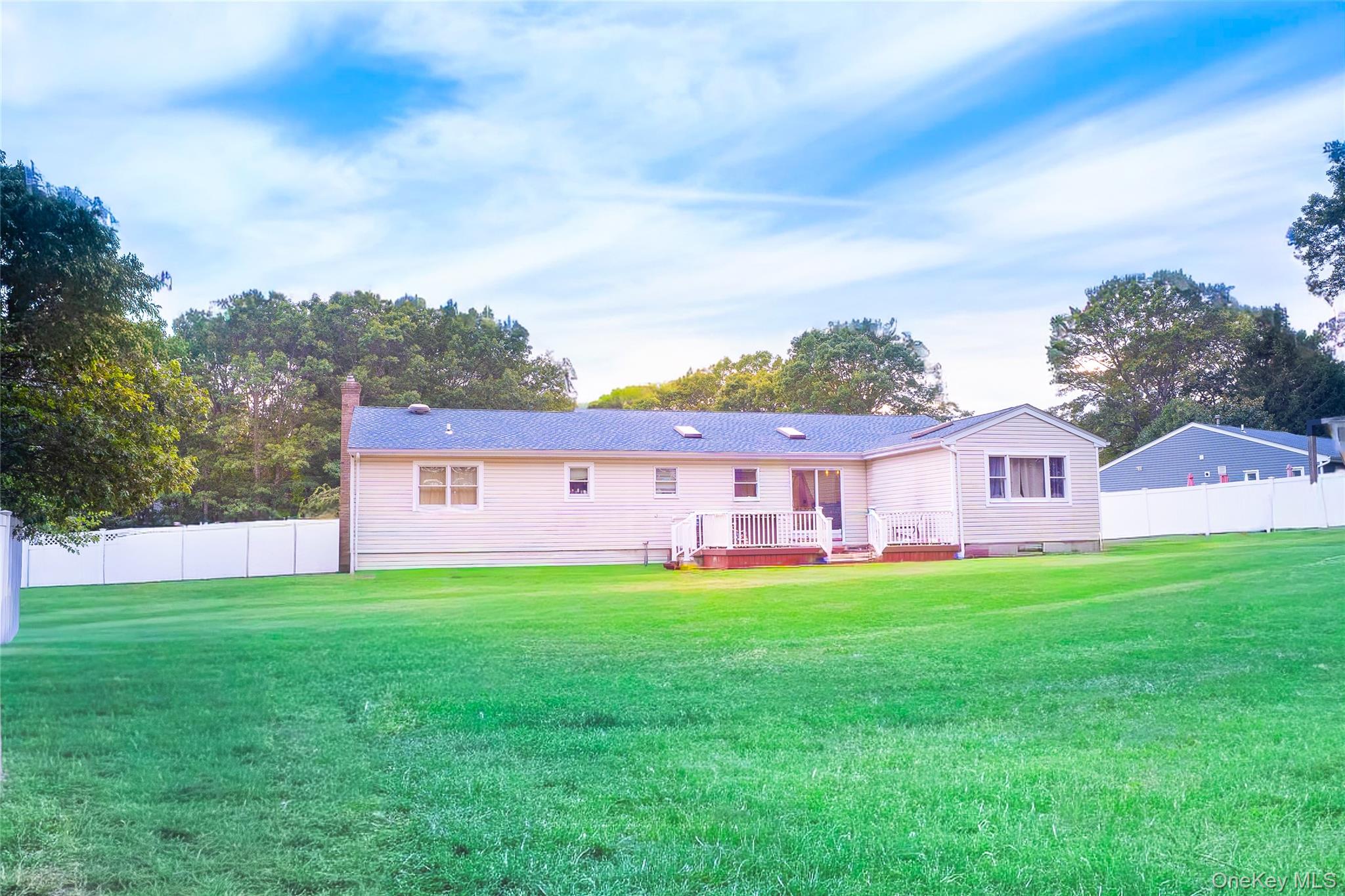 #15 photo, 11 Blazer Drive, Islandia , NY 11749