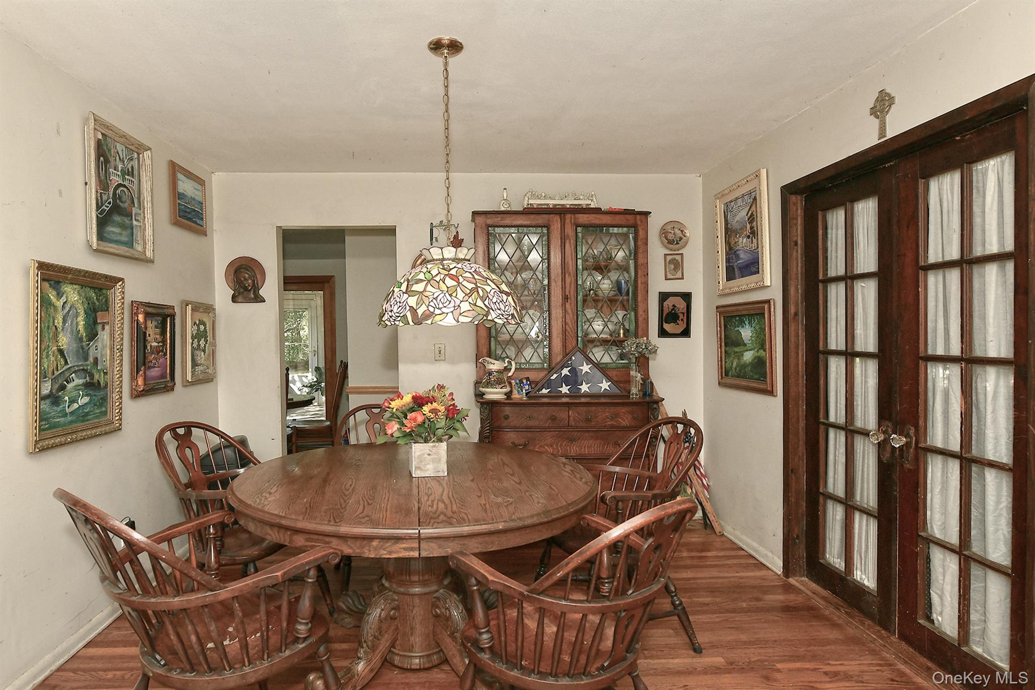 #5 photo, 80 Marie Crescent, Commack , NY 11725