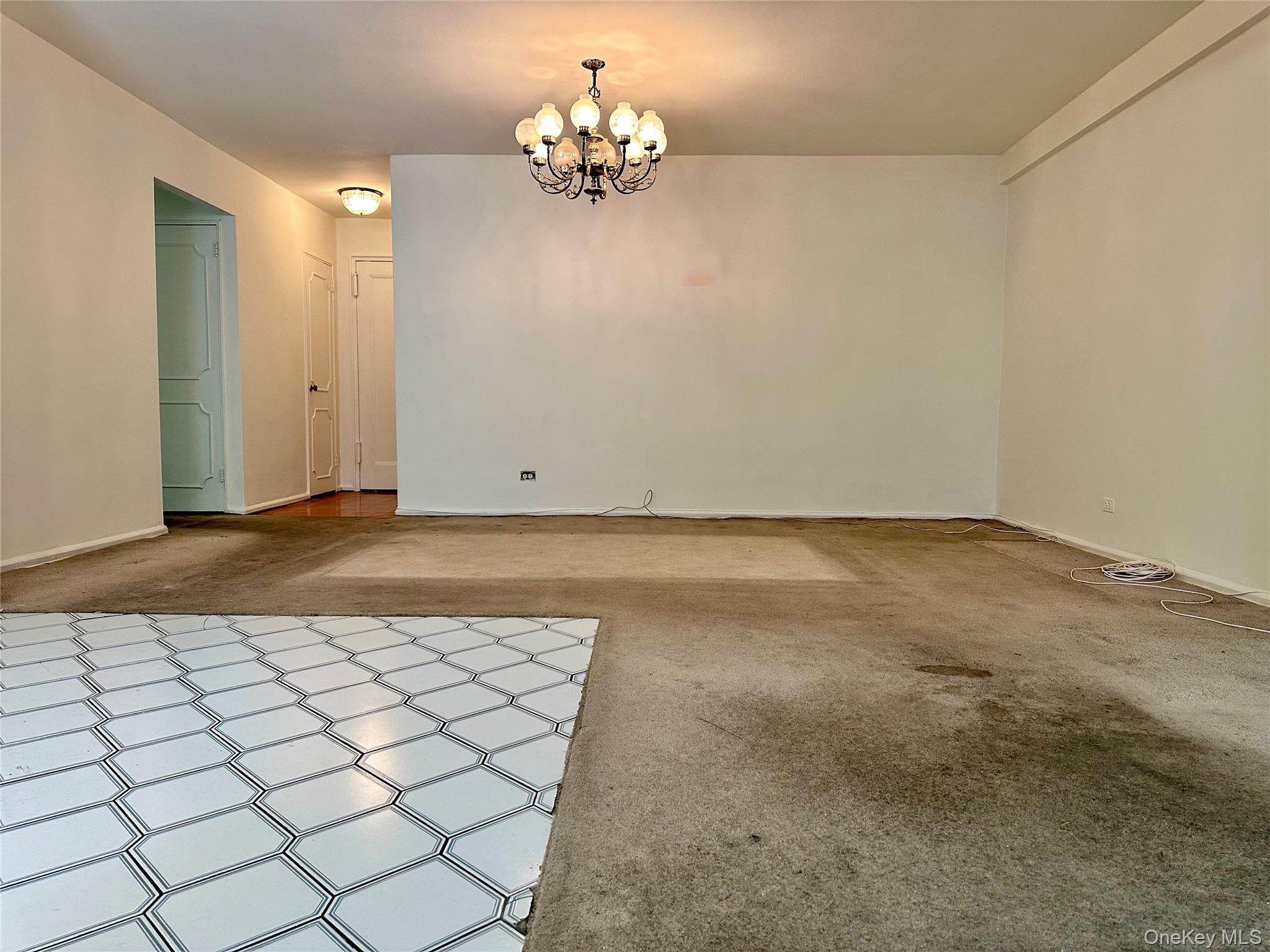 #6 photo, 83-77 Woodhaven Boulevard, クイーンズ区 Woodhaven , NY 11421