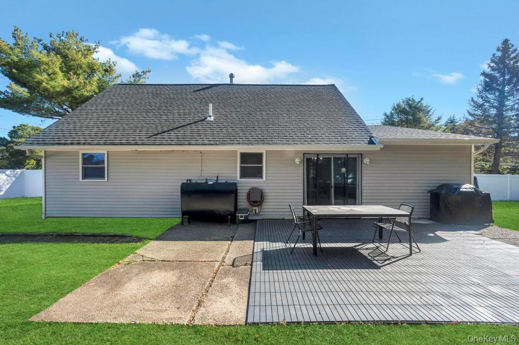 #6 photo, 382 Boyle Road, Selden , NY 11784