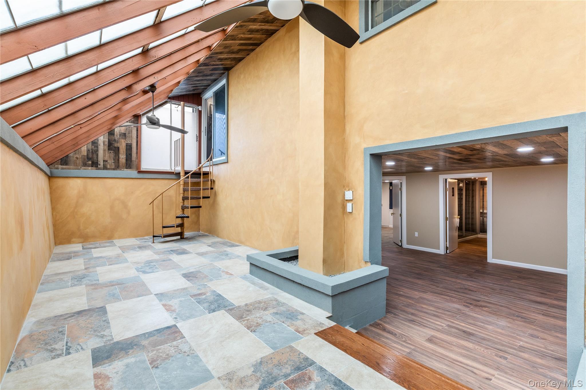 #17 photo, 348 Hauser Avenue, Holbrook , NY 11741