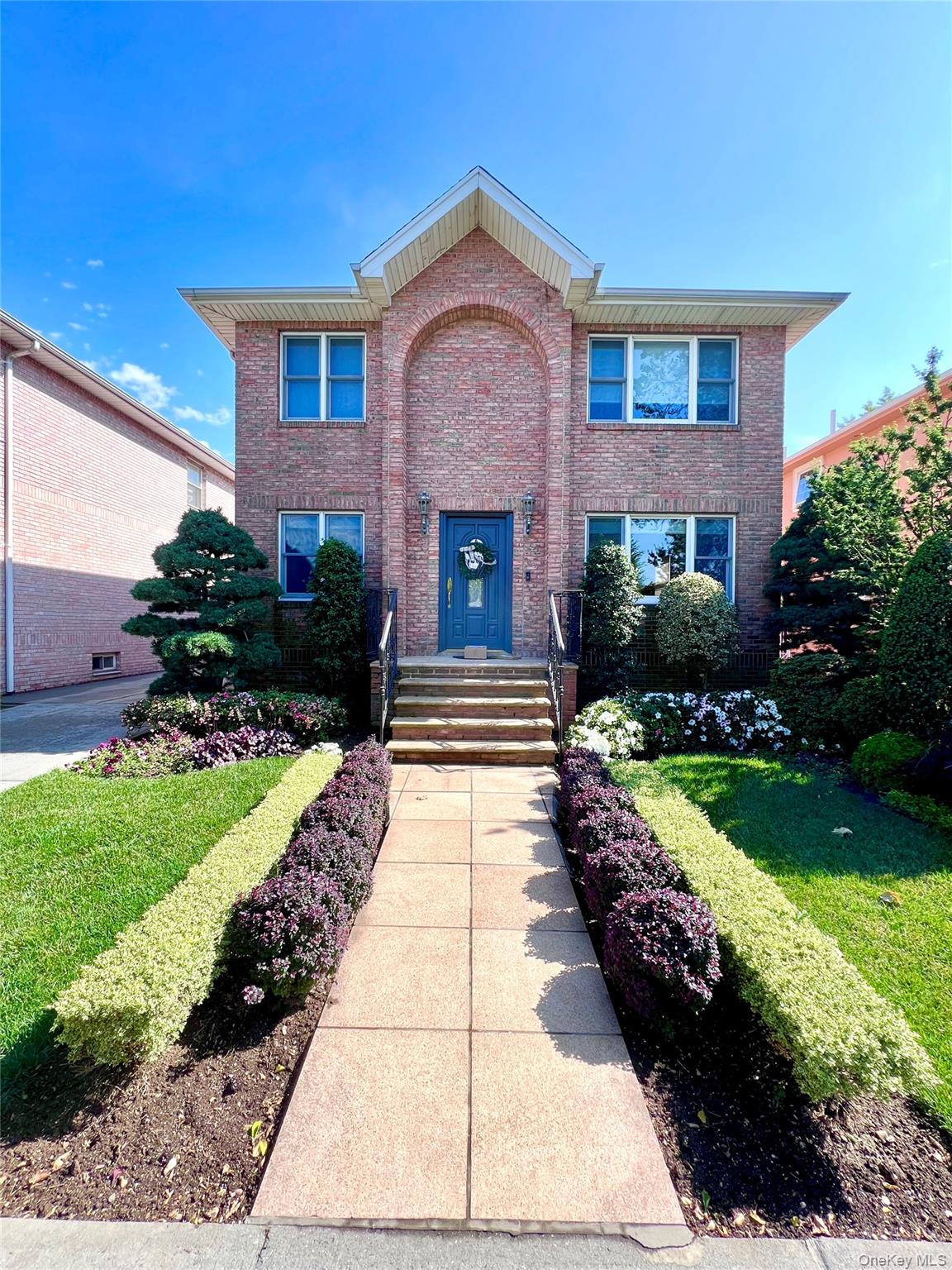 #1 photo, 15724 20th Road, Whitestone , NY 11357