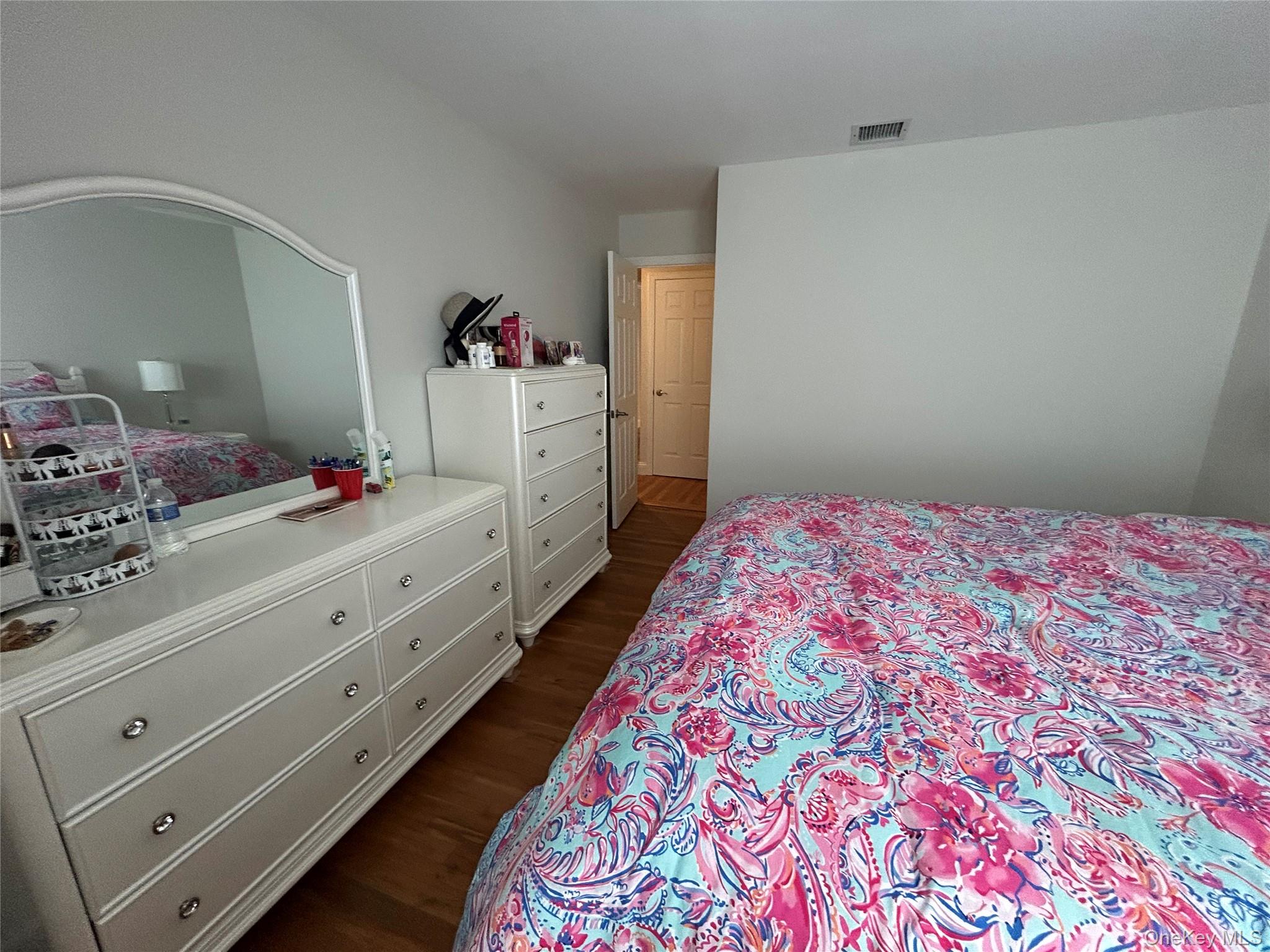 #14 photo, 15724 20th Road, Whitestone , NY 11357