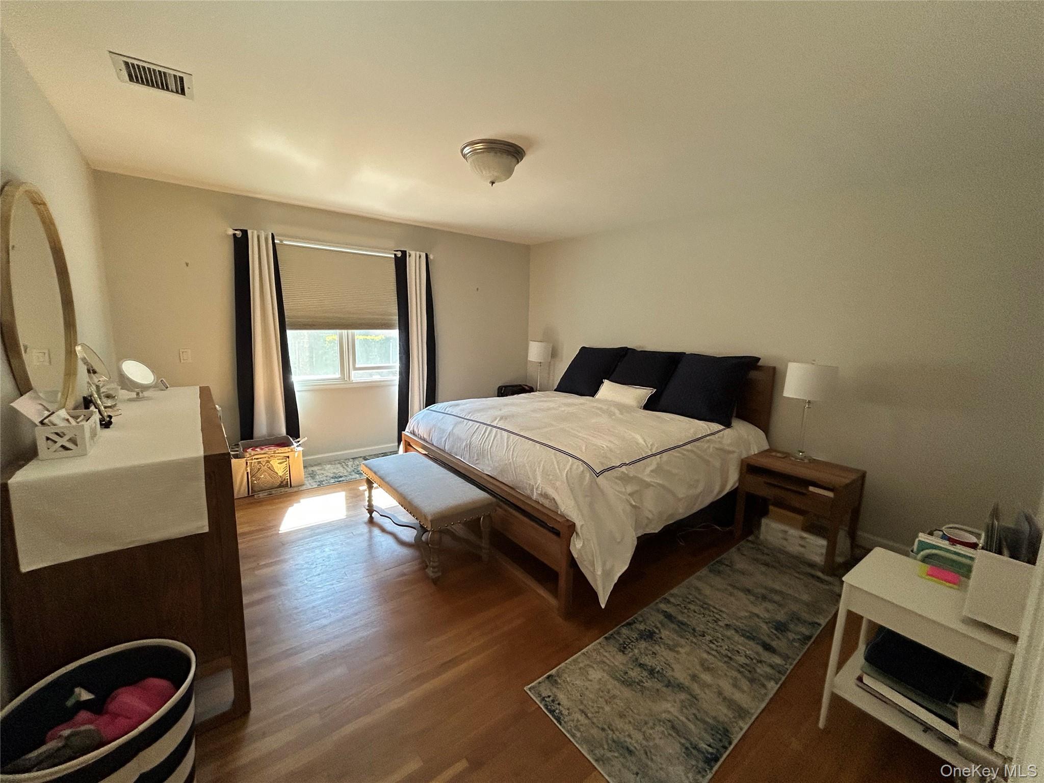 #15 photo, 15724 20th Road, Whitestone , NY 11357